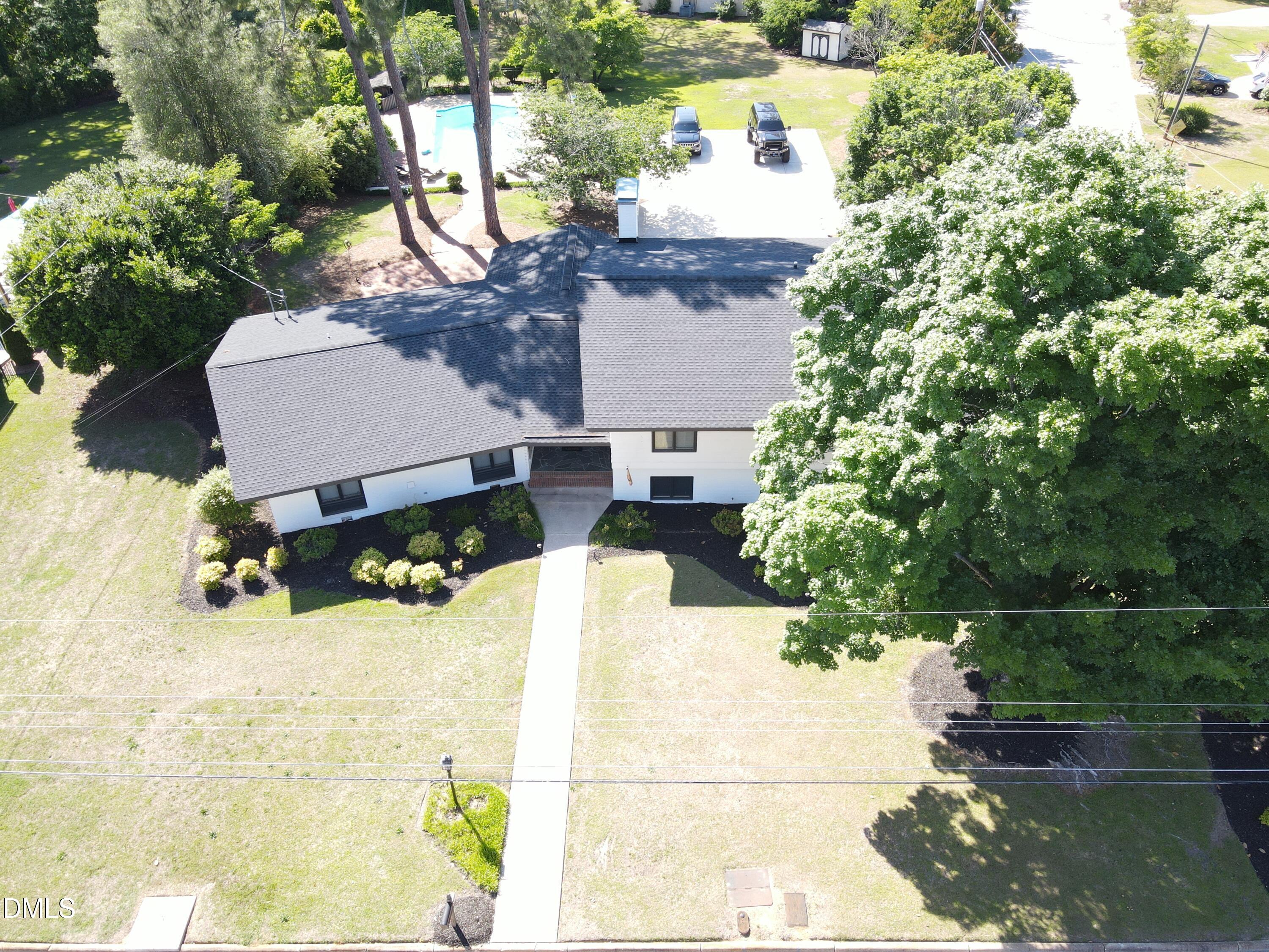 1607 Lakeshore Drive Property Photo 26