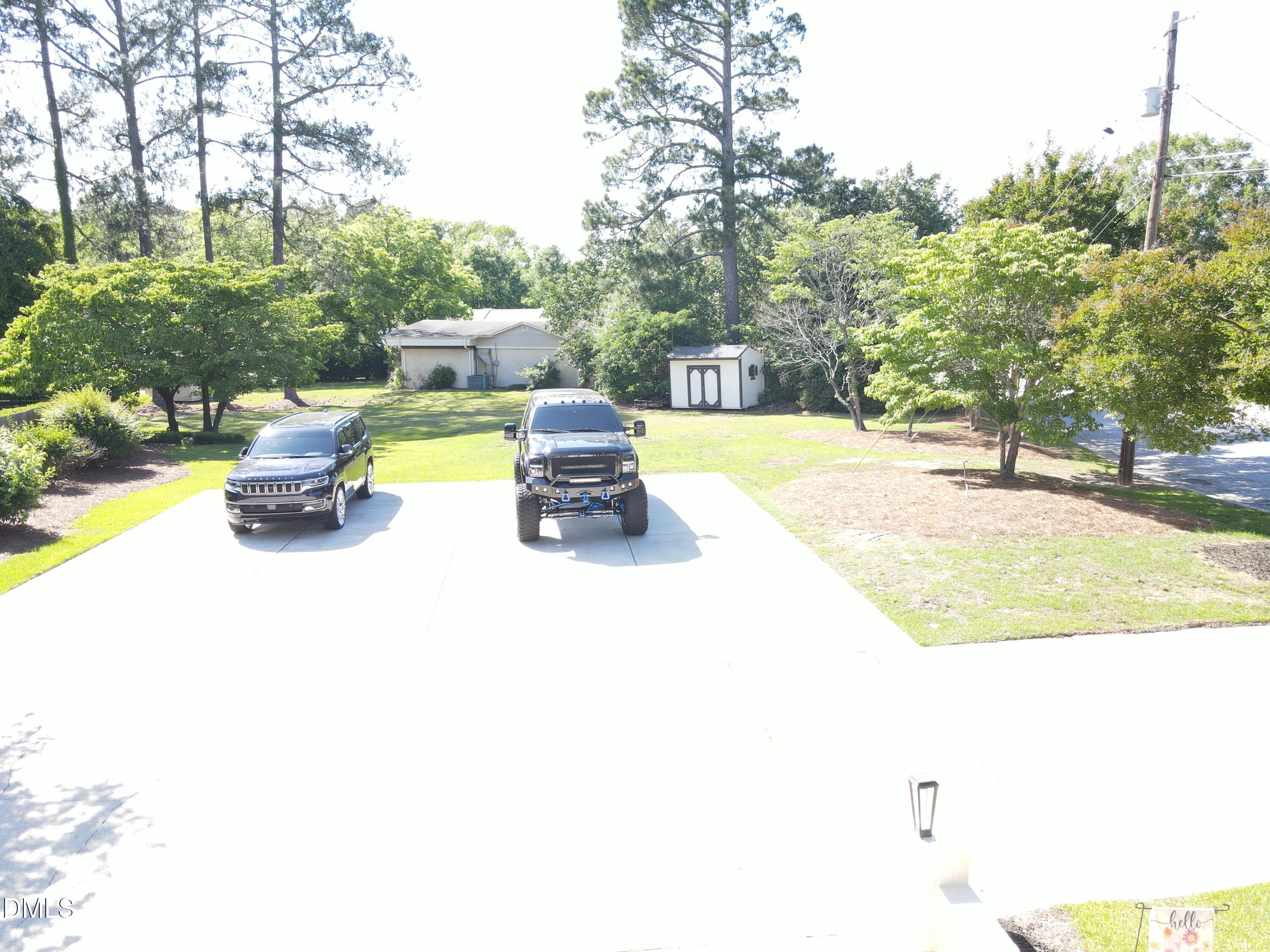 1607 Lakeshore Drive Property Photo 32