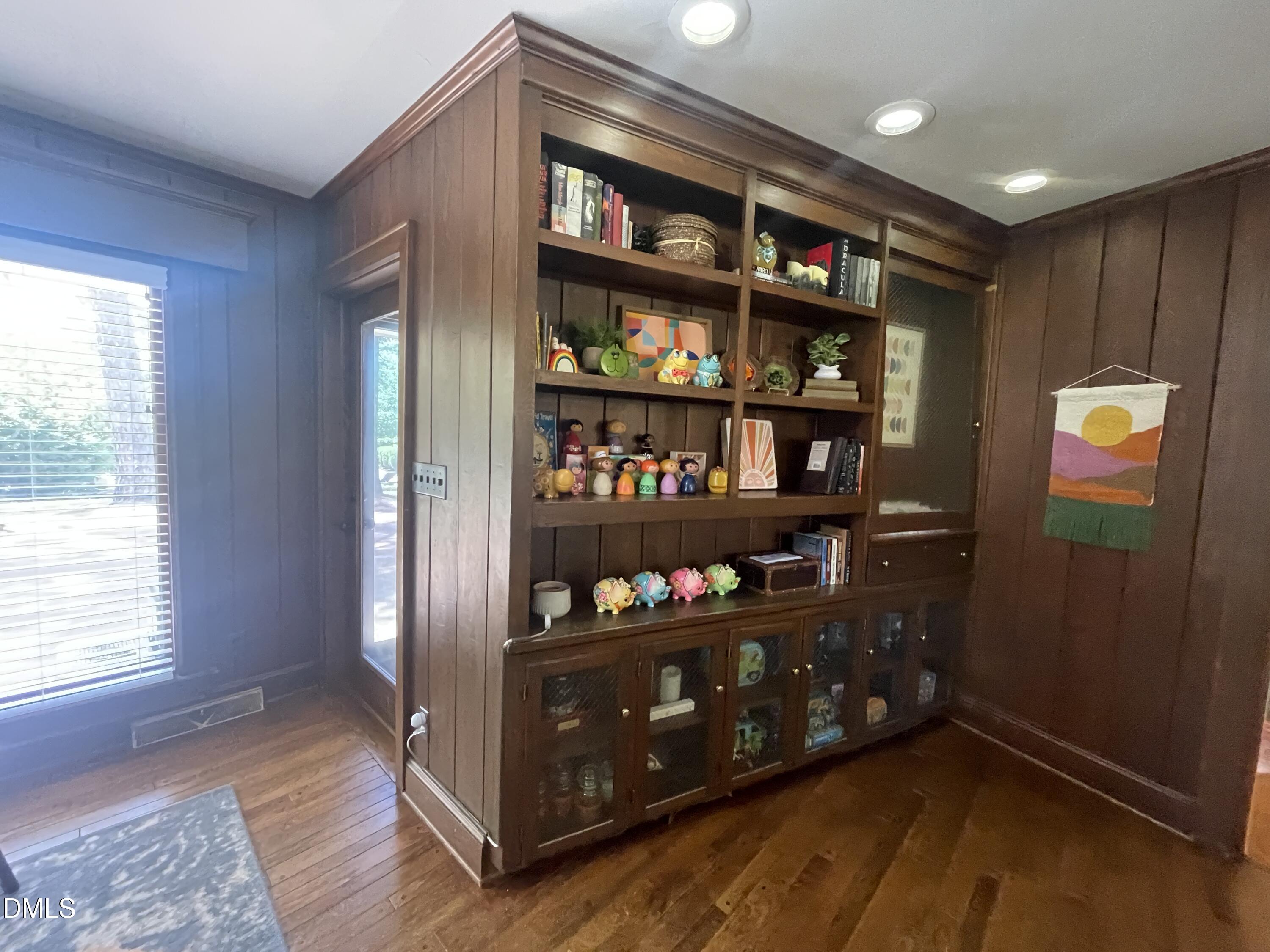 1607 Lakeshore Drive Property Photo 57