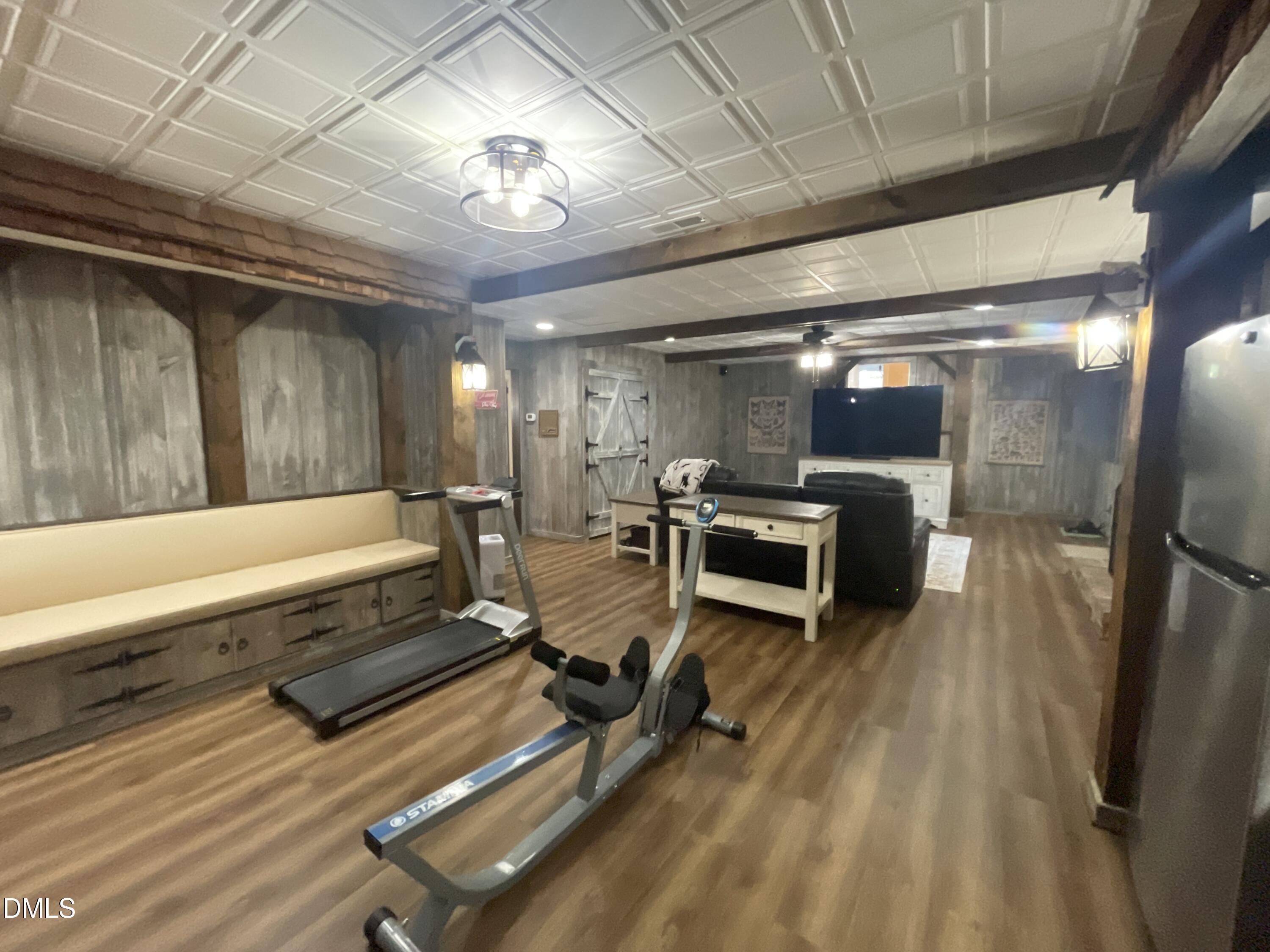 1607 Lakeshore Drive Property Photo 85