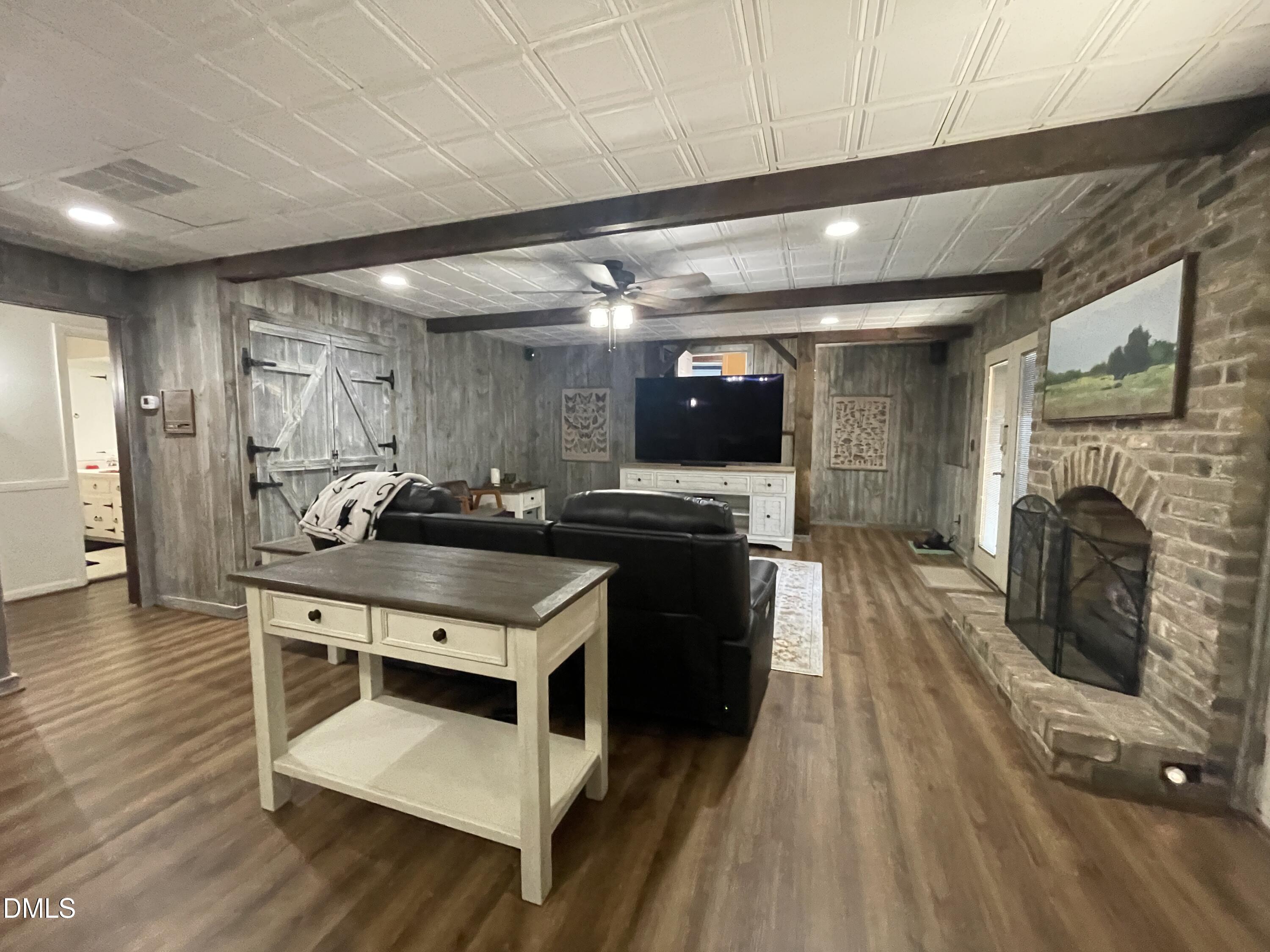 1607 Lakeshore Drive Property Photo 88