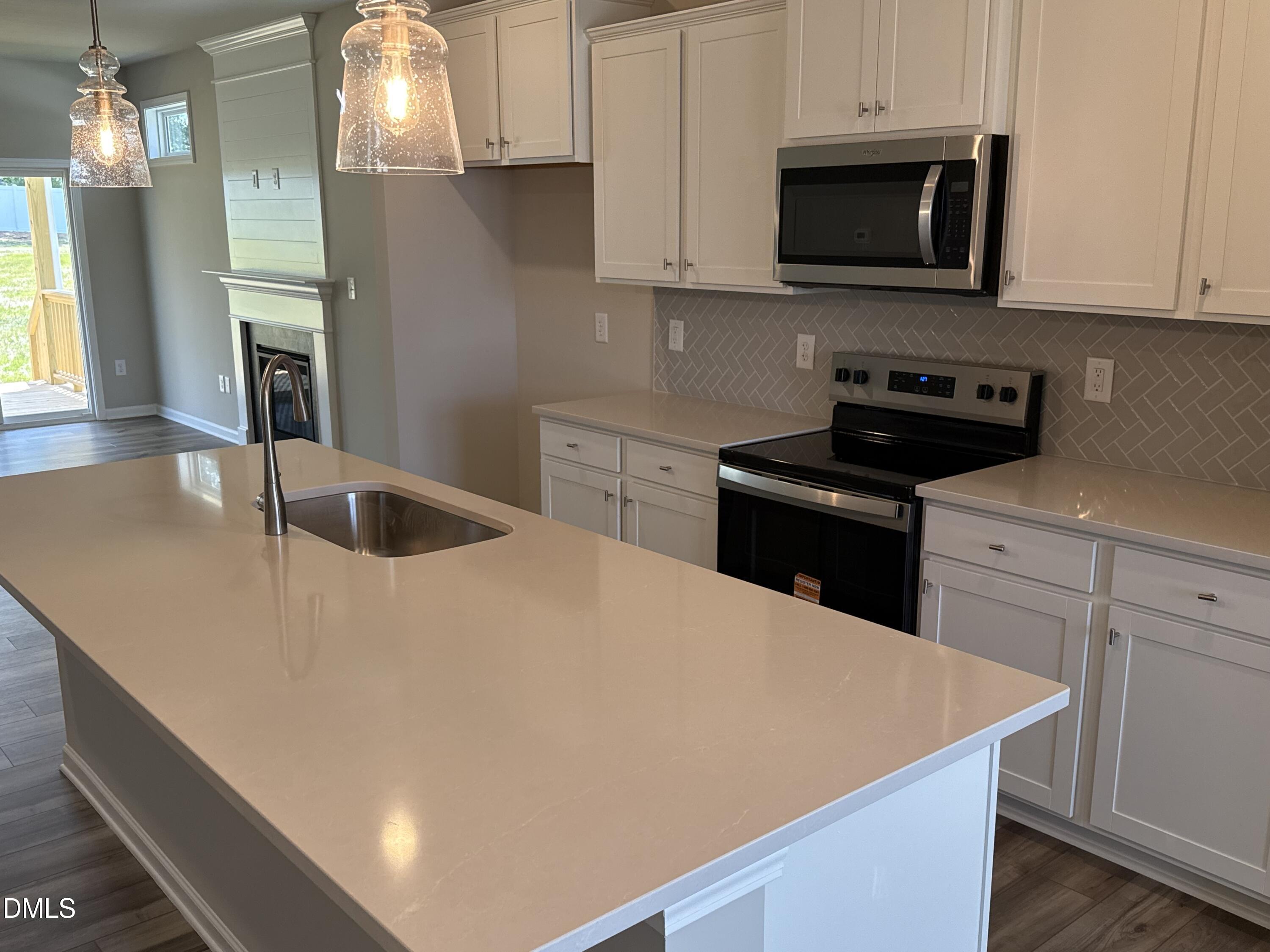 119 S Bream Court Property Photo 3