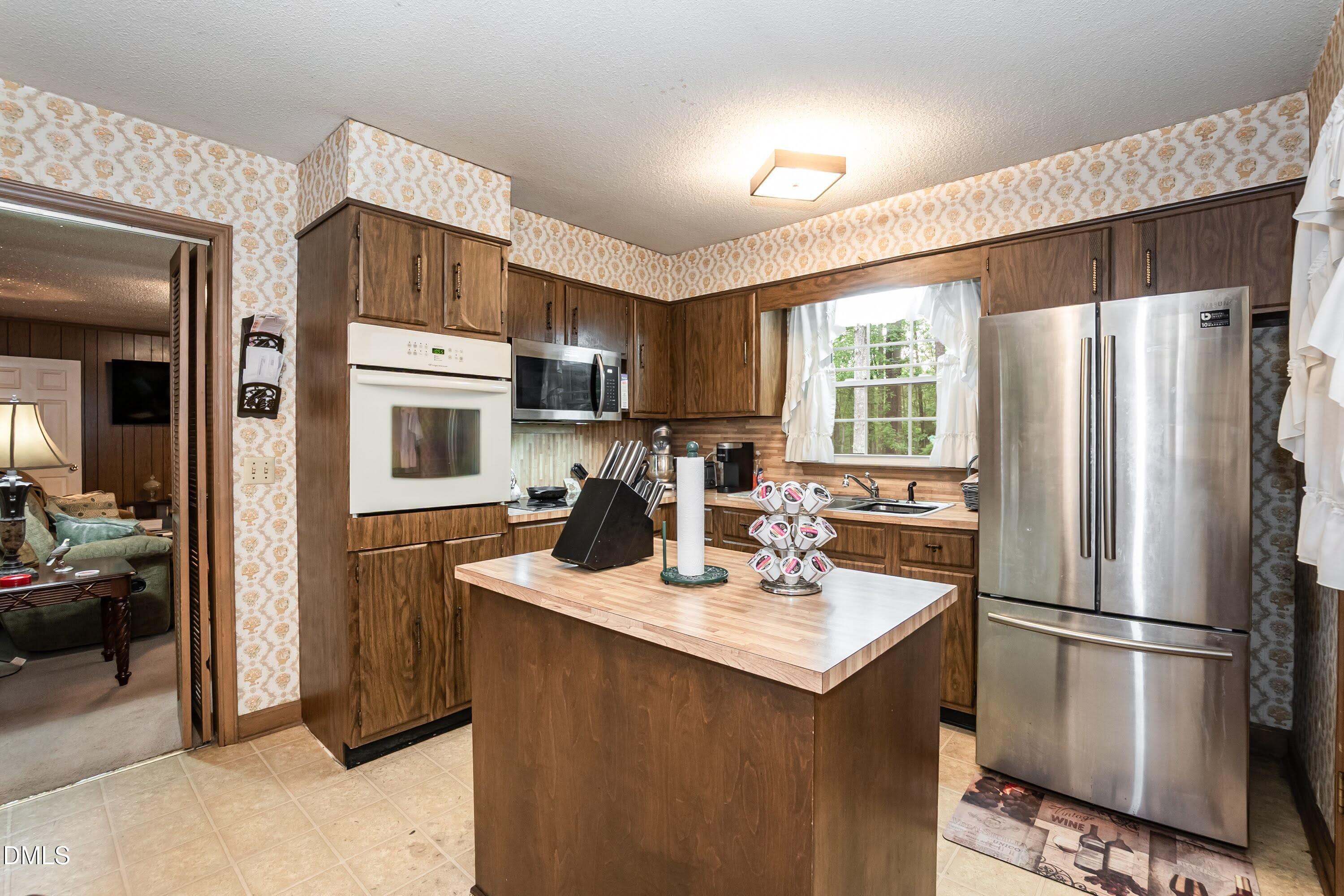 221 Obie Drive Property Photo 14