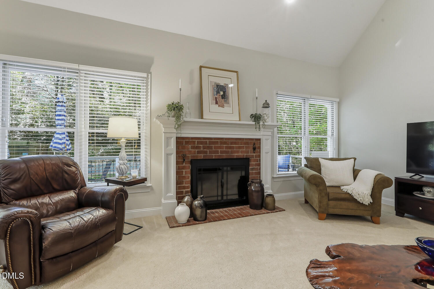 429 Grosvenor Drive Property Photo 22