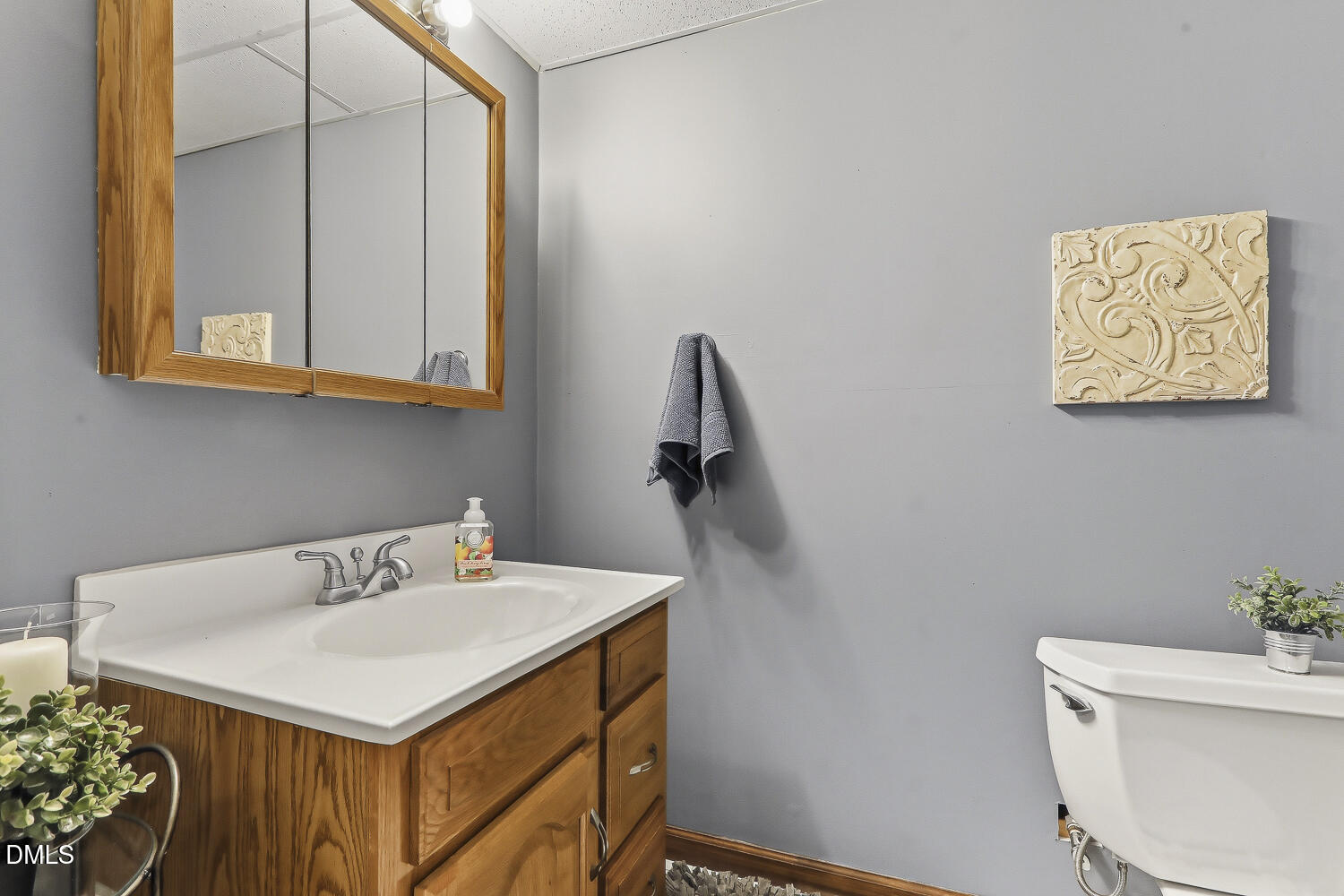 429 Grosvenor Drive Property Photo 82