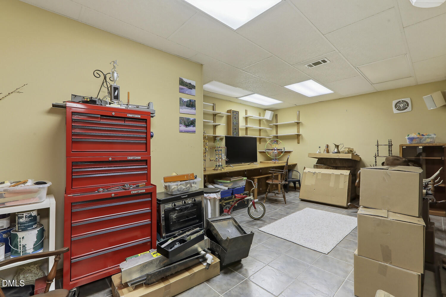 429 Grosvenor Drive Property Photo 84