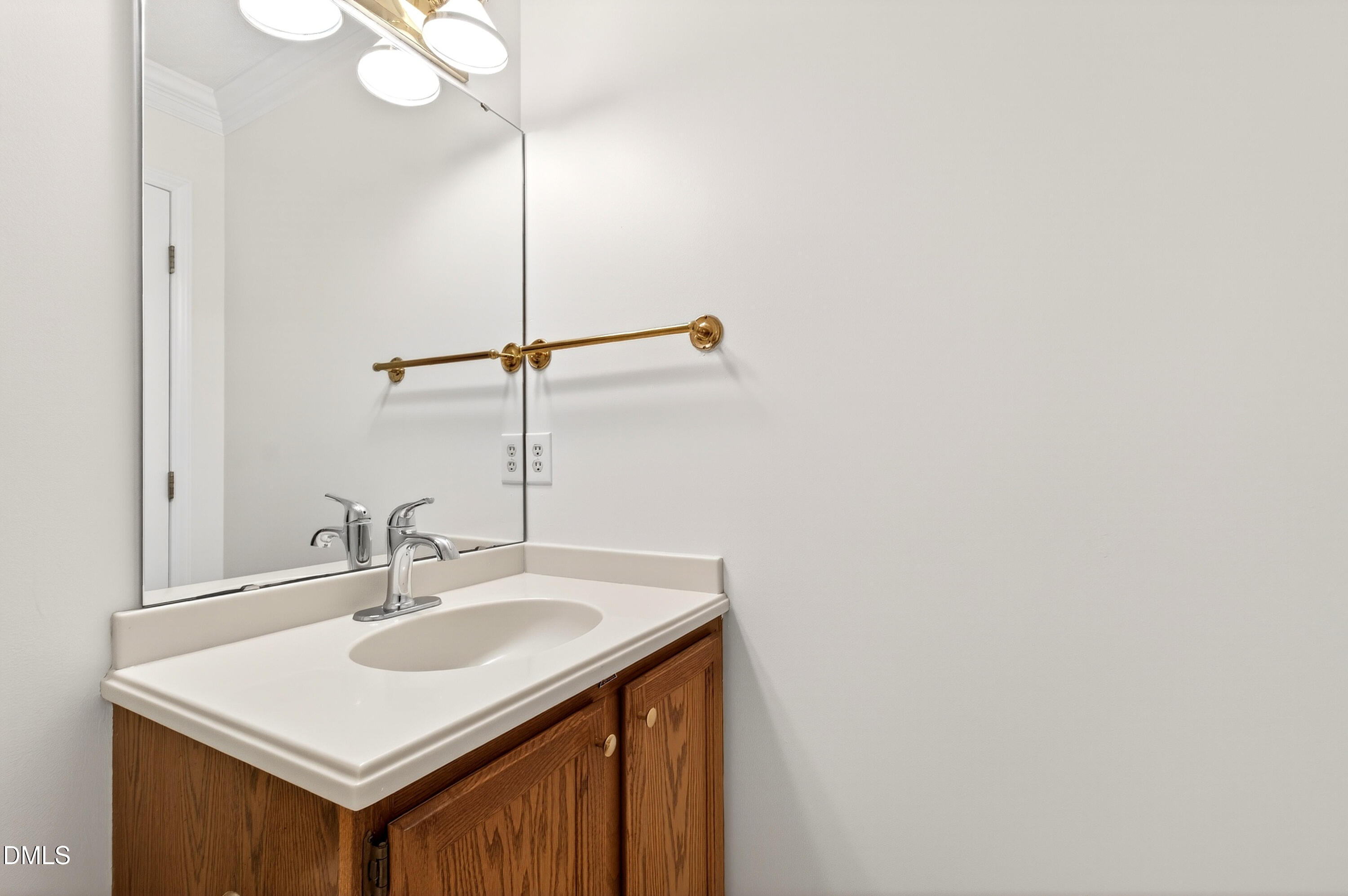 4305 Dinwiddie Court Property Photo 10