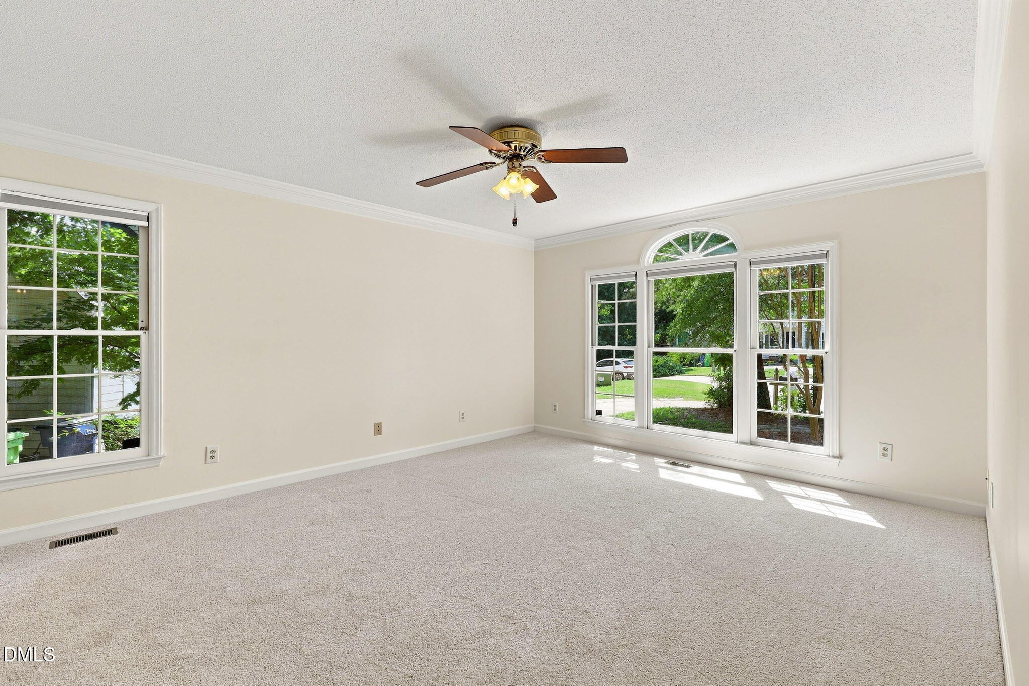 4305 Dinwiddie Court Property Photo 21
