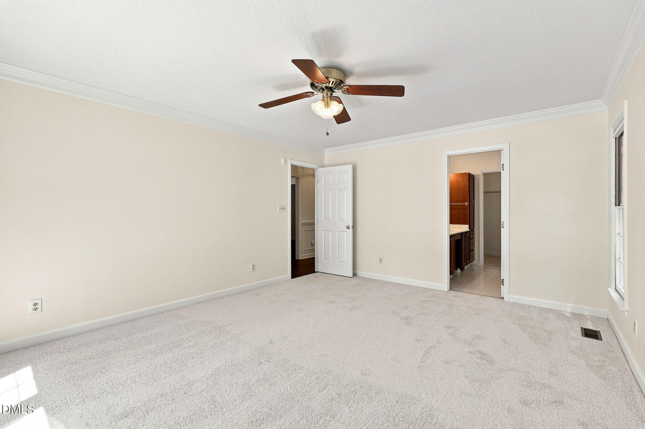 4305 Dinwiddie Court Property Photo 22