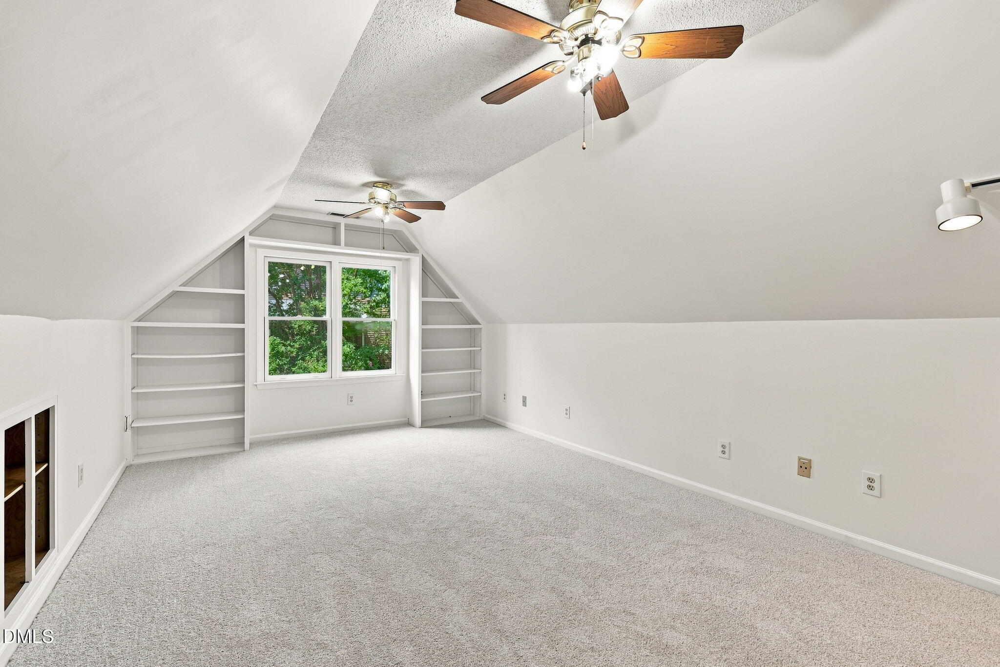 4305 Dinwiddie Court Property Photo 28