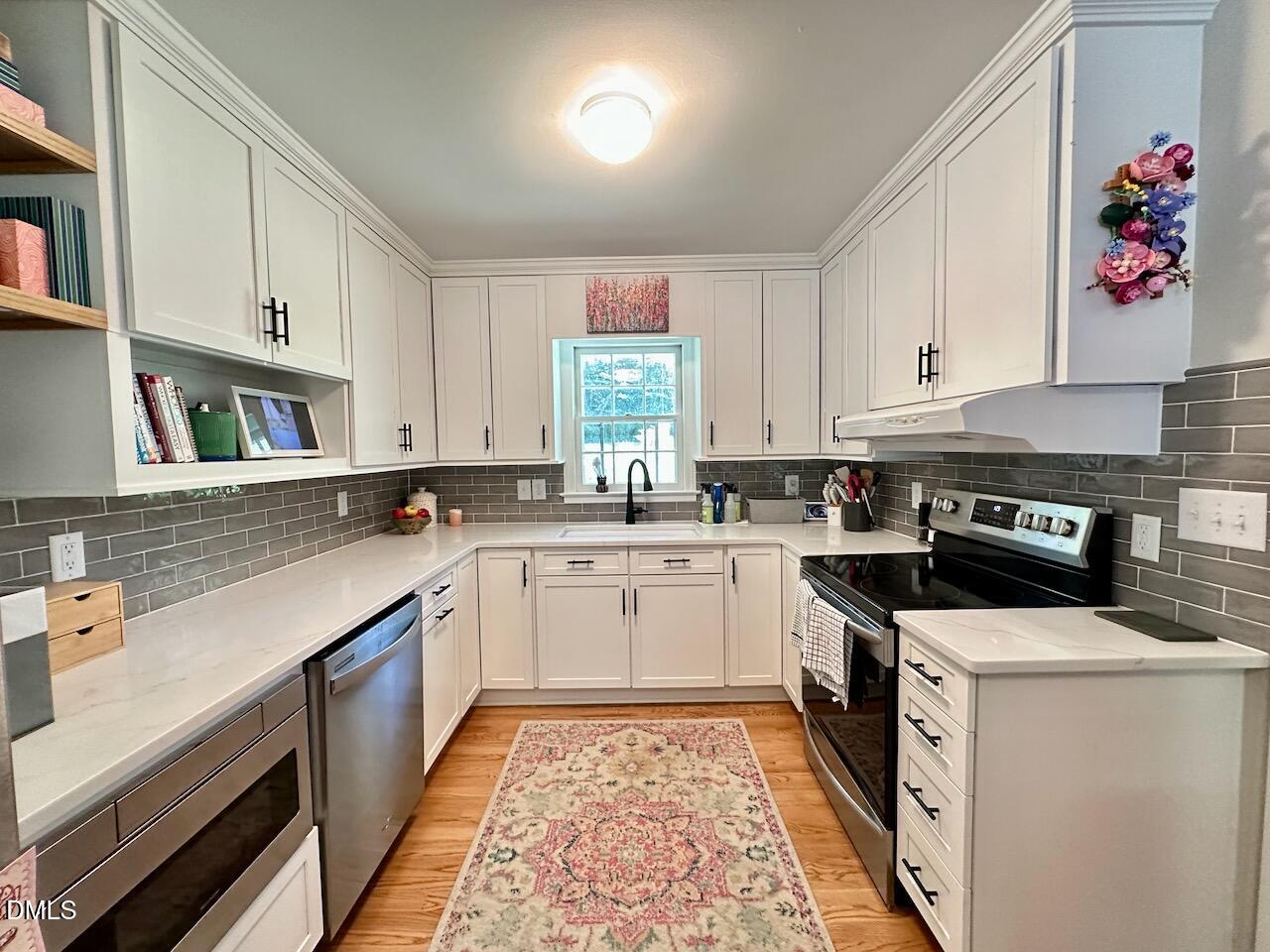 2813 Barmettler Street Property Photo 8