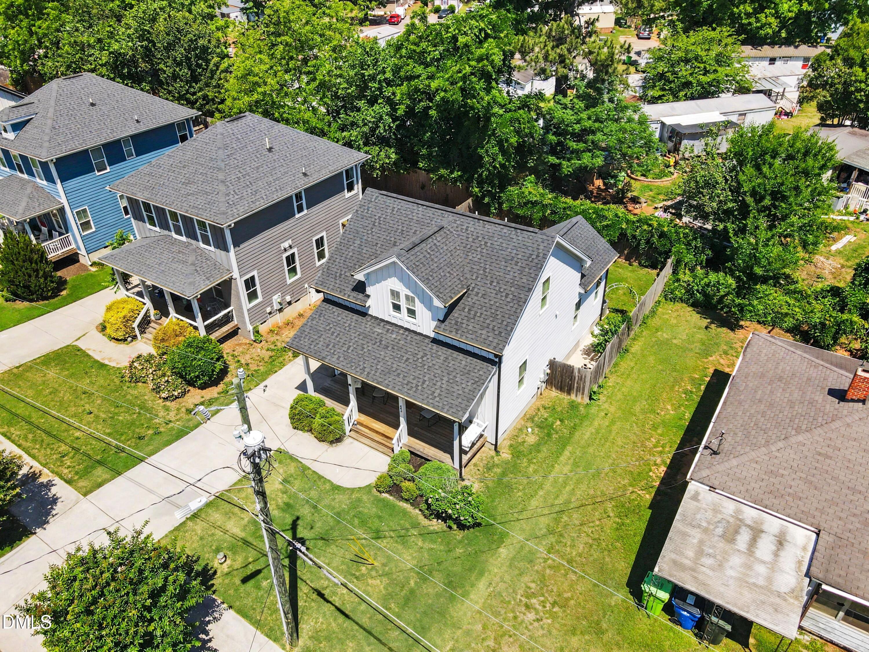 443 Como Drive Property Photo 31