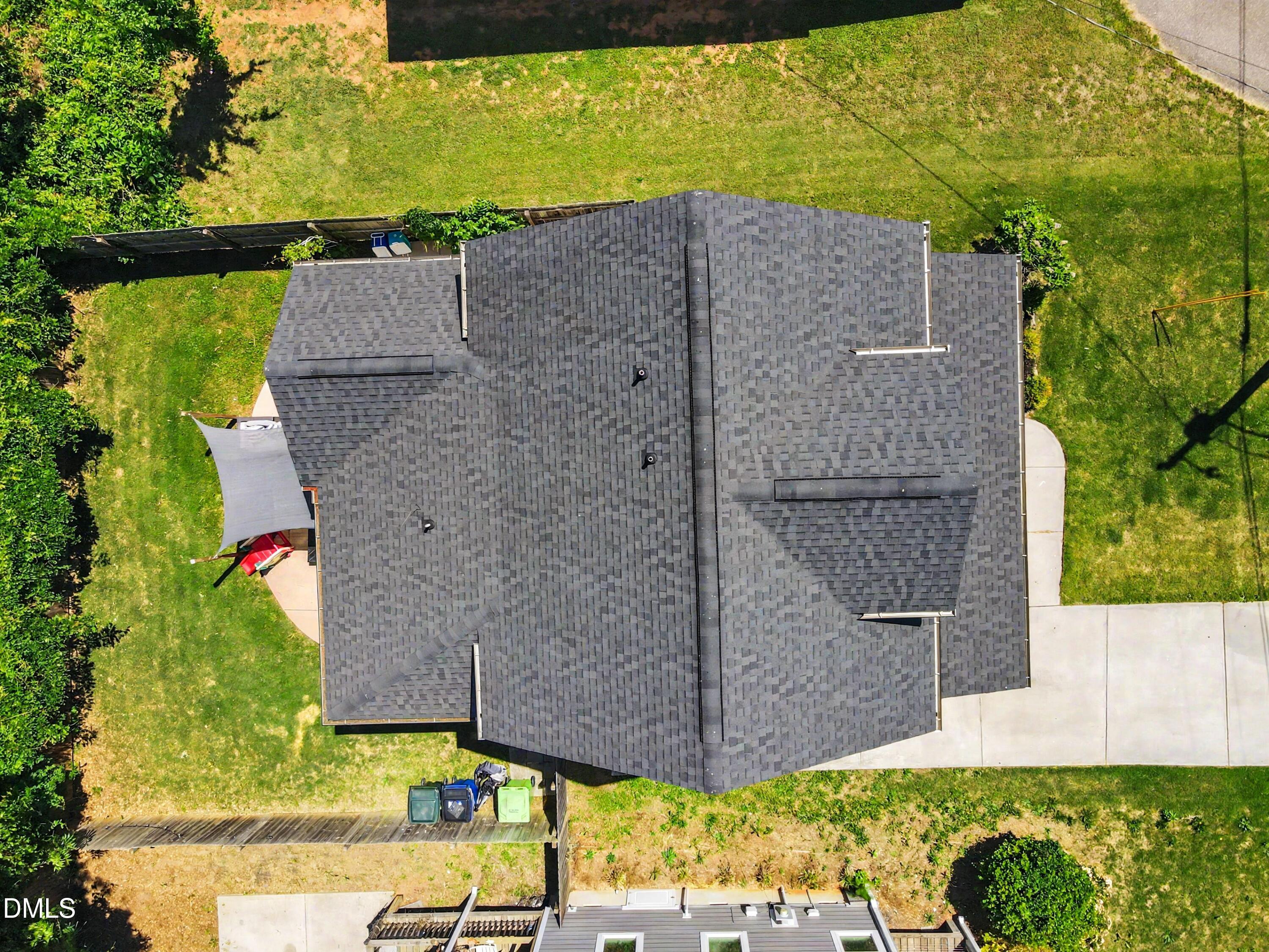 443 Como Drive Property Photo 32