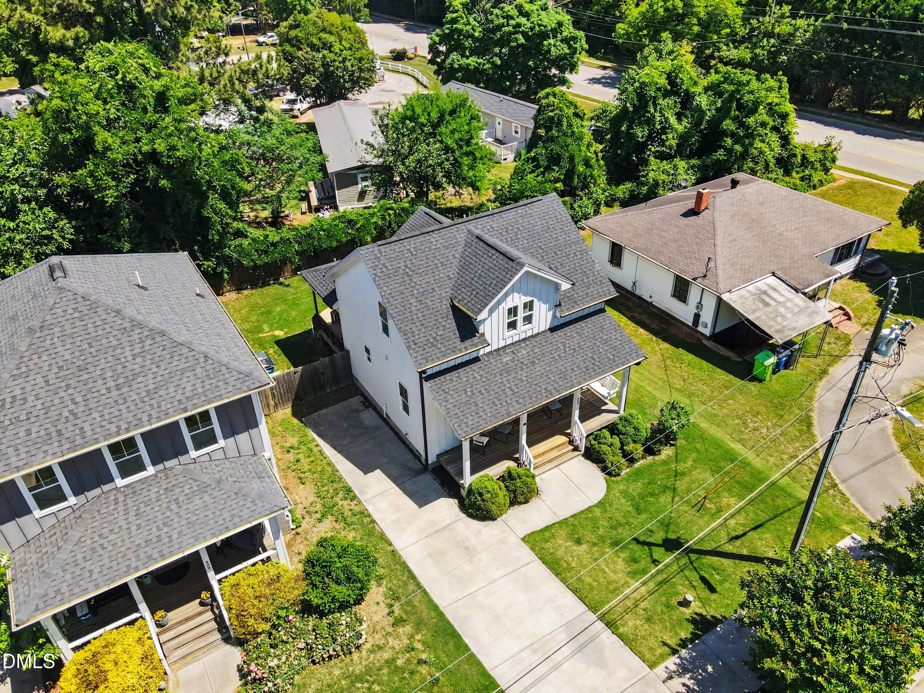 443 Como Drive Property Photo 33