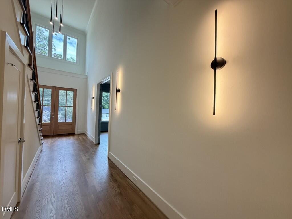528 Barksdale Drive Property Photo 2