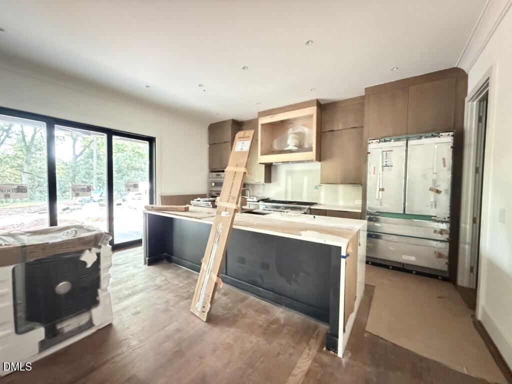 528 Barksdale Drive Property Photo 5