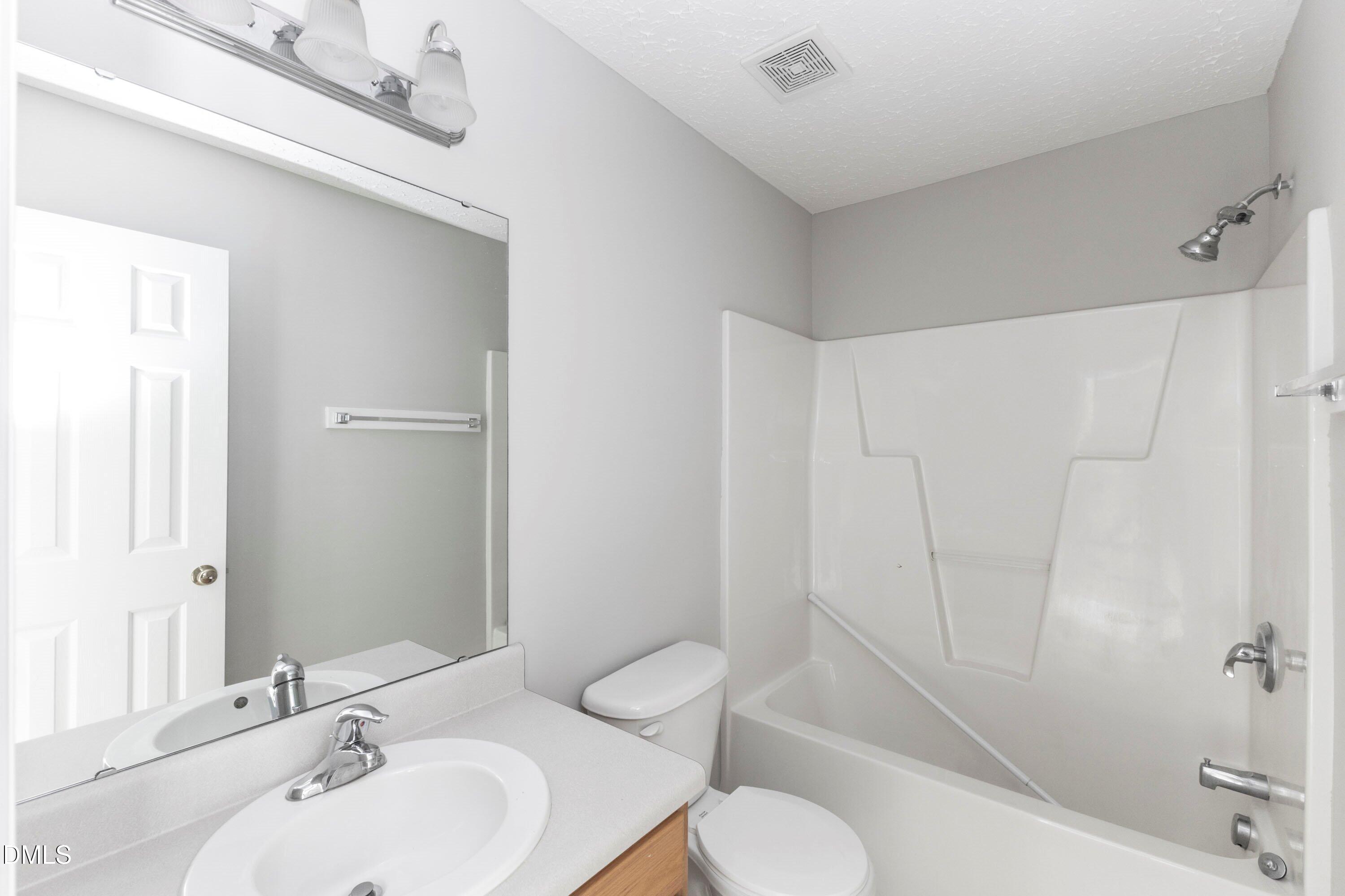 3358 Tarleton W Property Photo 17