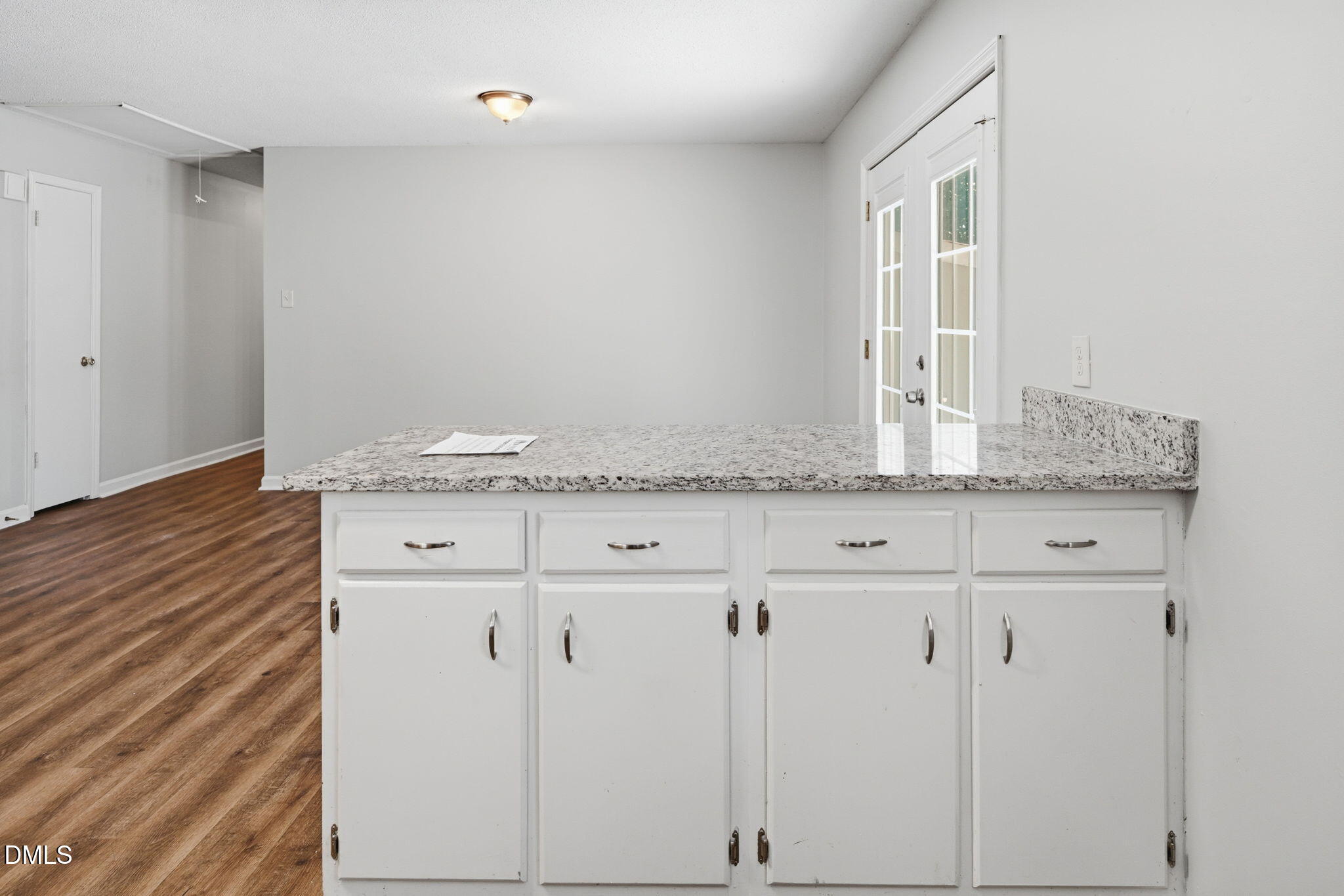 1717 Collier Road Property Photo 13