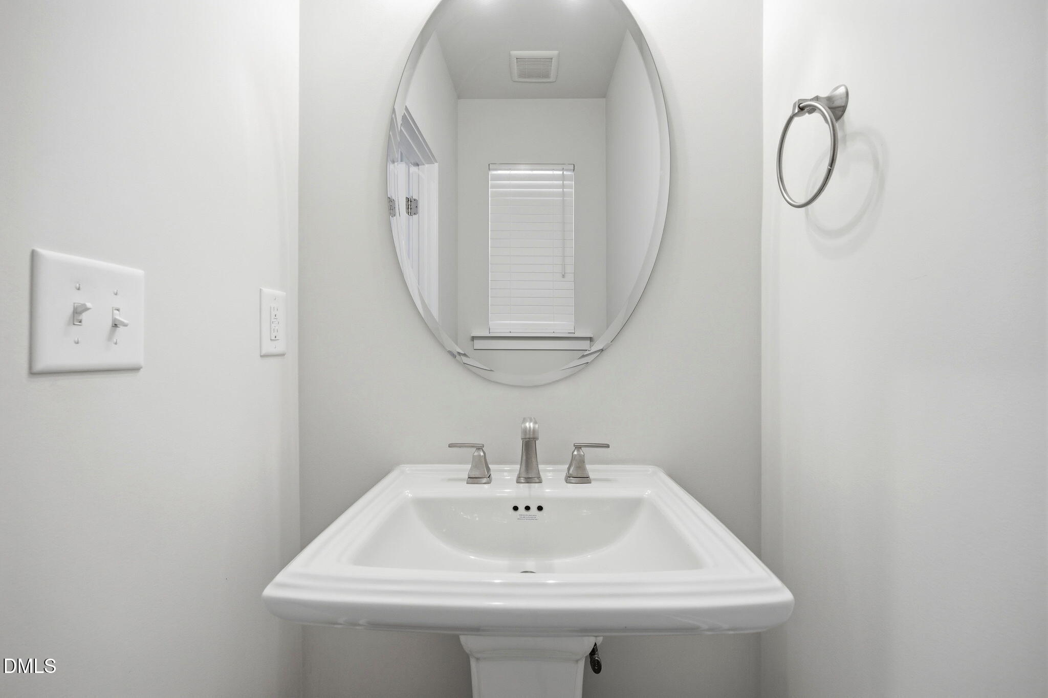 2081 Florine Drive Property Photo 23