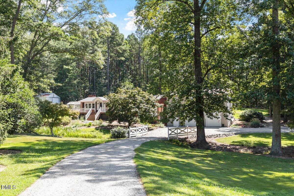 2129 Kelly Road Property Photo 1
