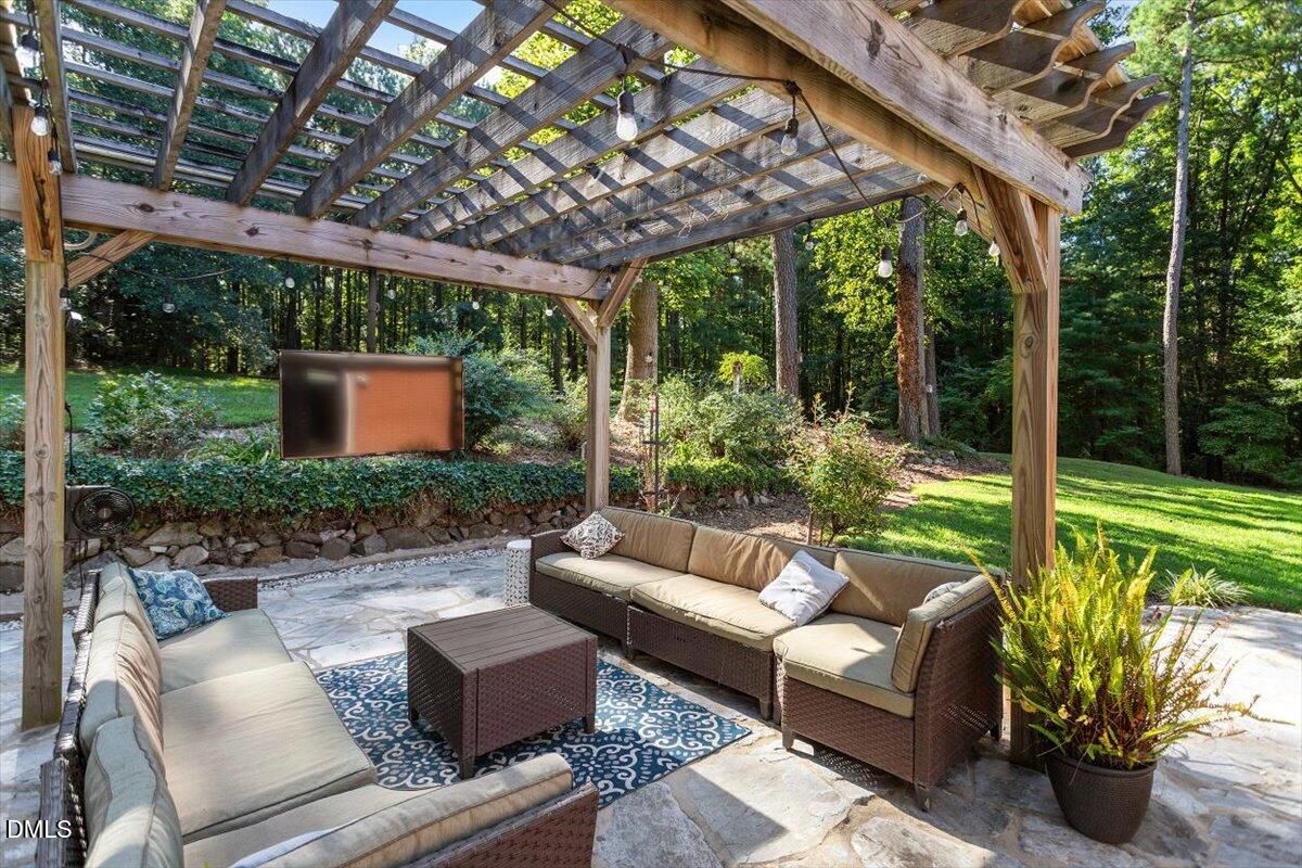 2129 Kelly Road Property Photo 11
