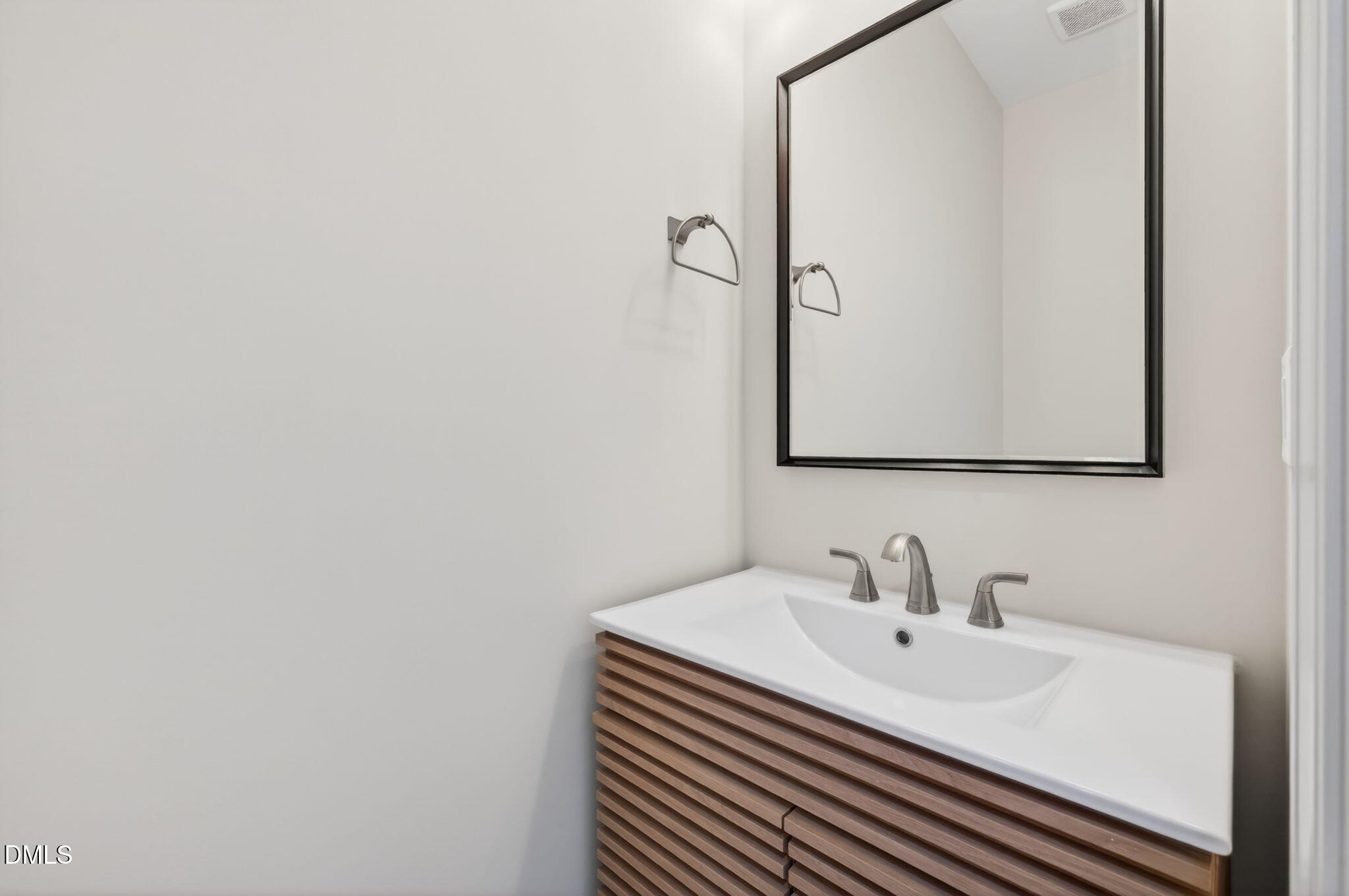 44 N Carrie Street Property Photo 5