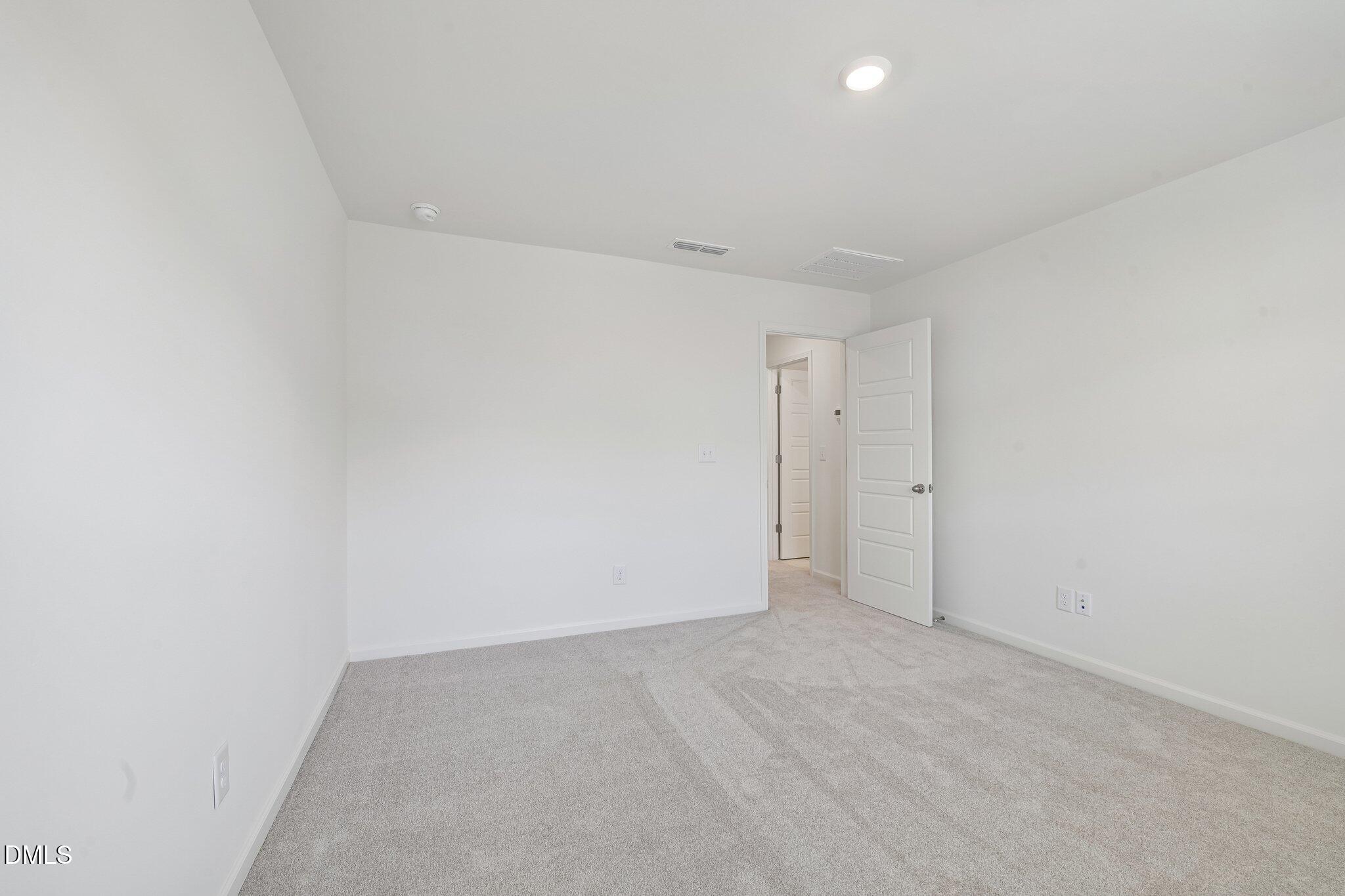 512 Sunset Lake Drive Property Photo 19