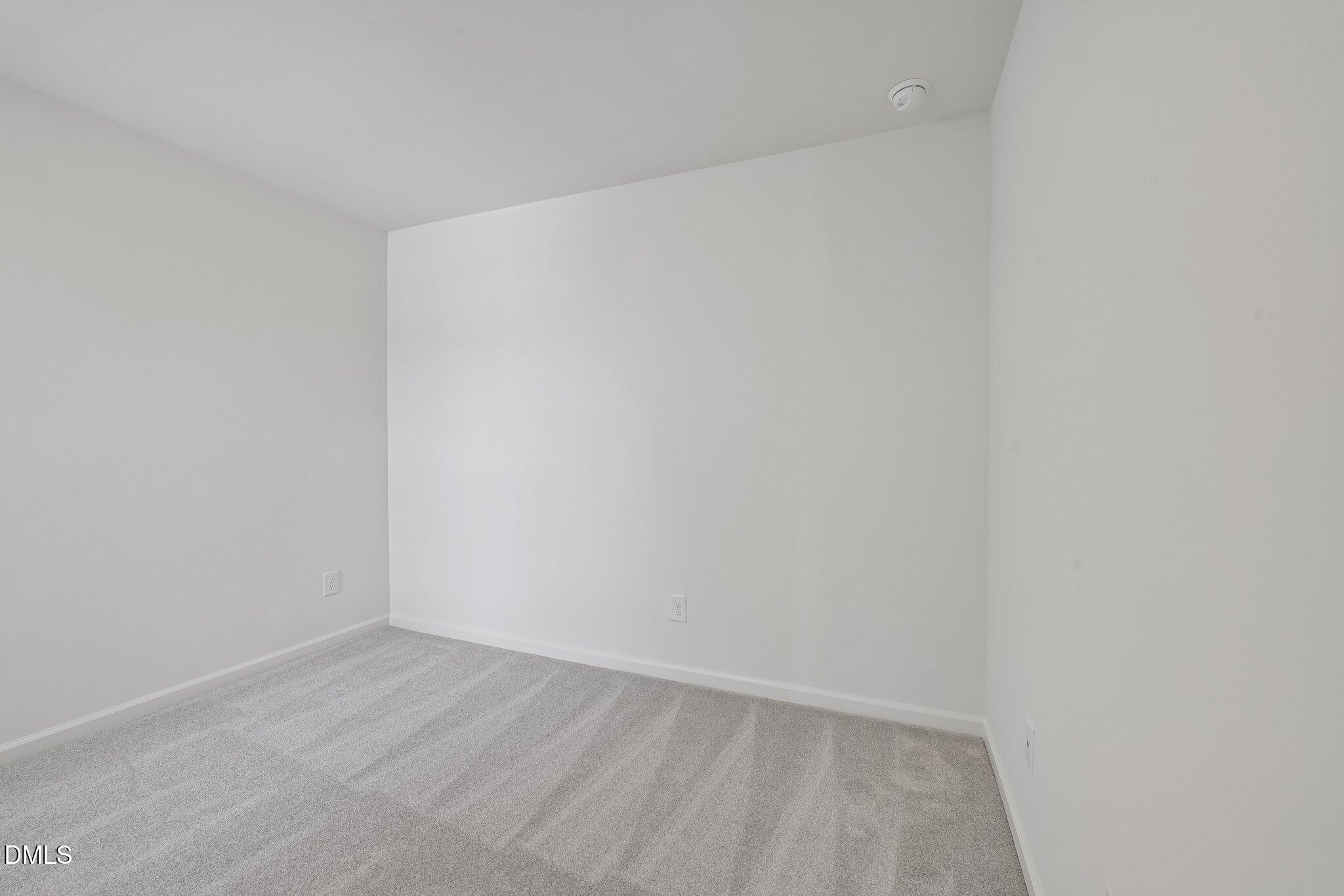 512 Sunset Lake Drive Property Photo 25