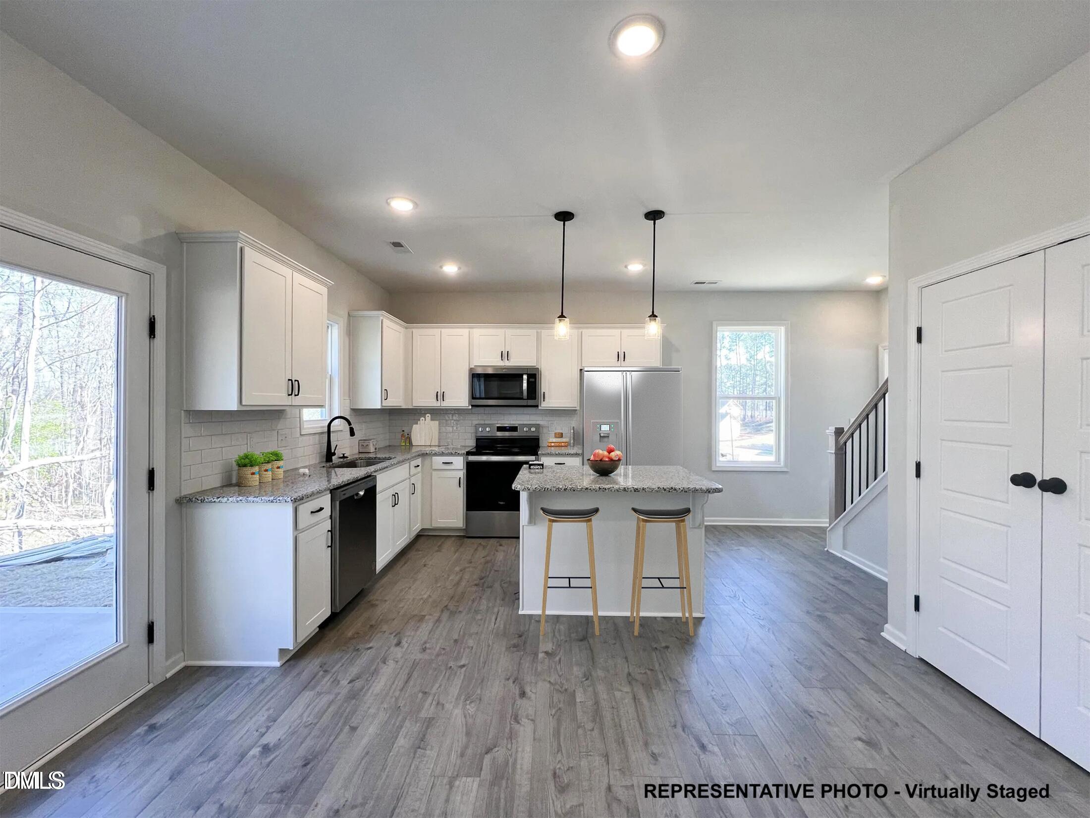 105 Longfield Court Property Photo 2