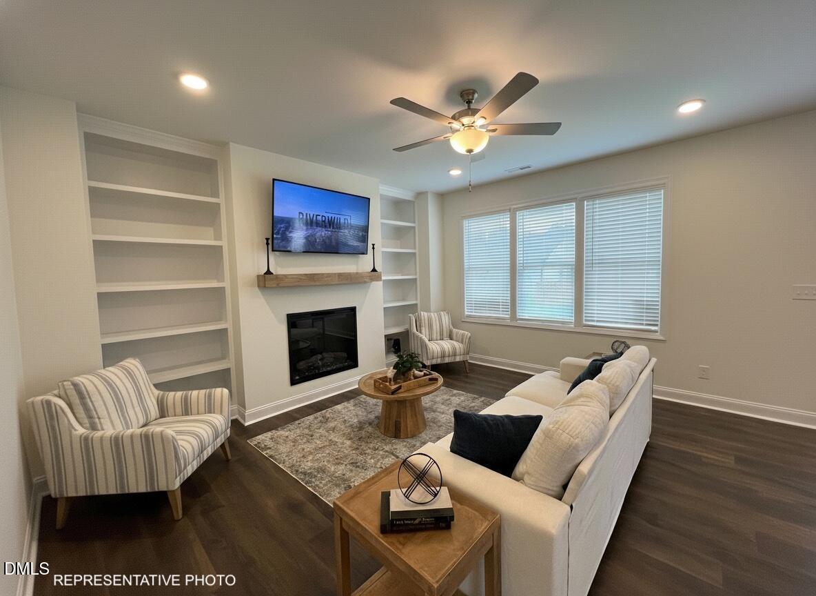 105 Longfield Court Property Photo 3