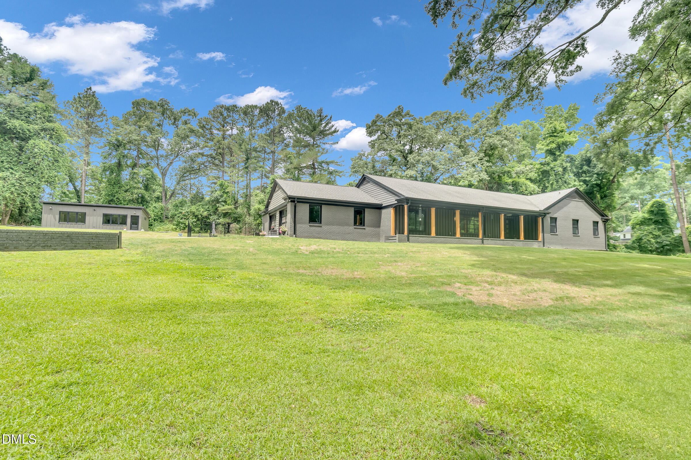 208 Reynolds Drive Property Photo