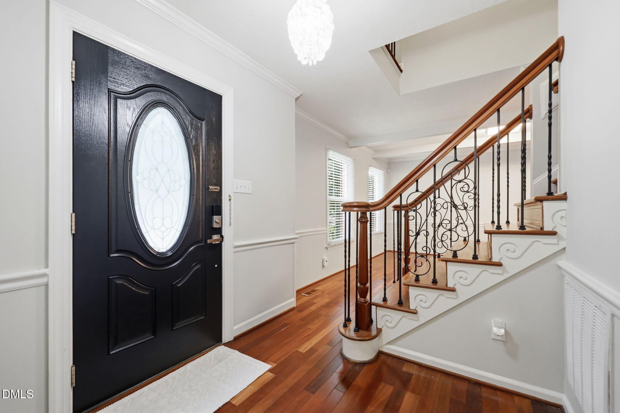 100 Moray Court Property Photo 7