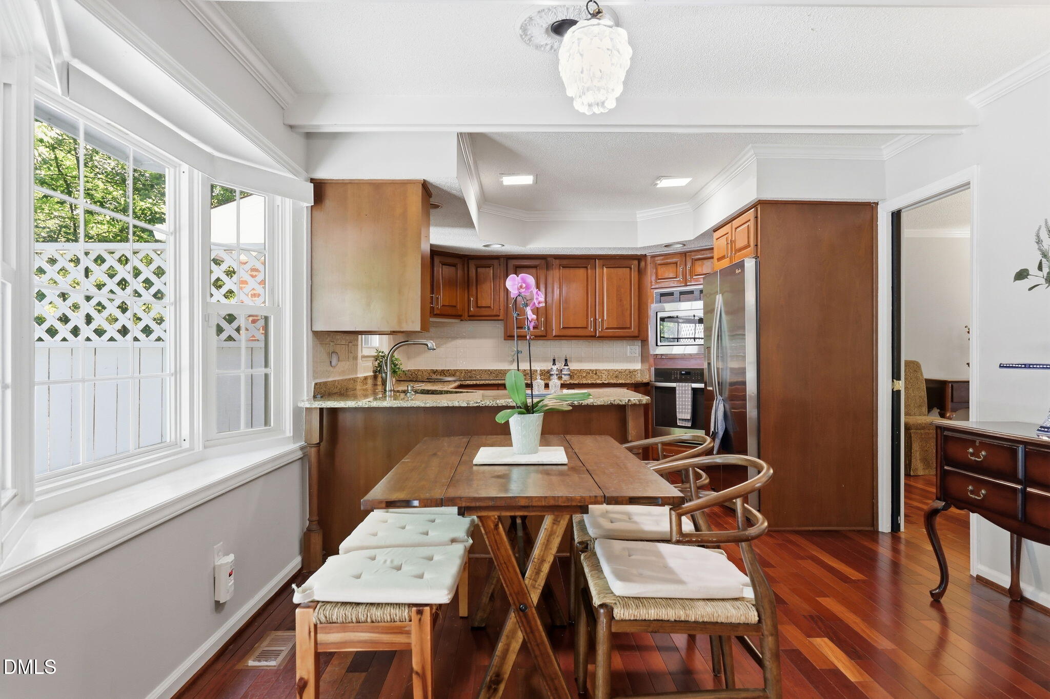 100 Moray Court Property Photo 14