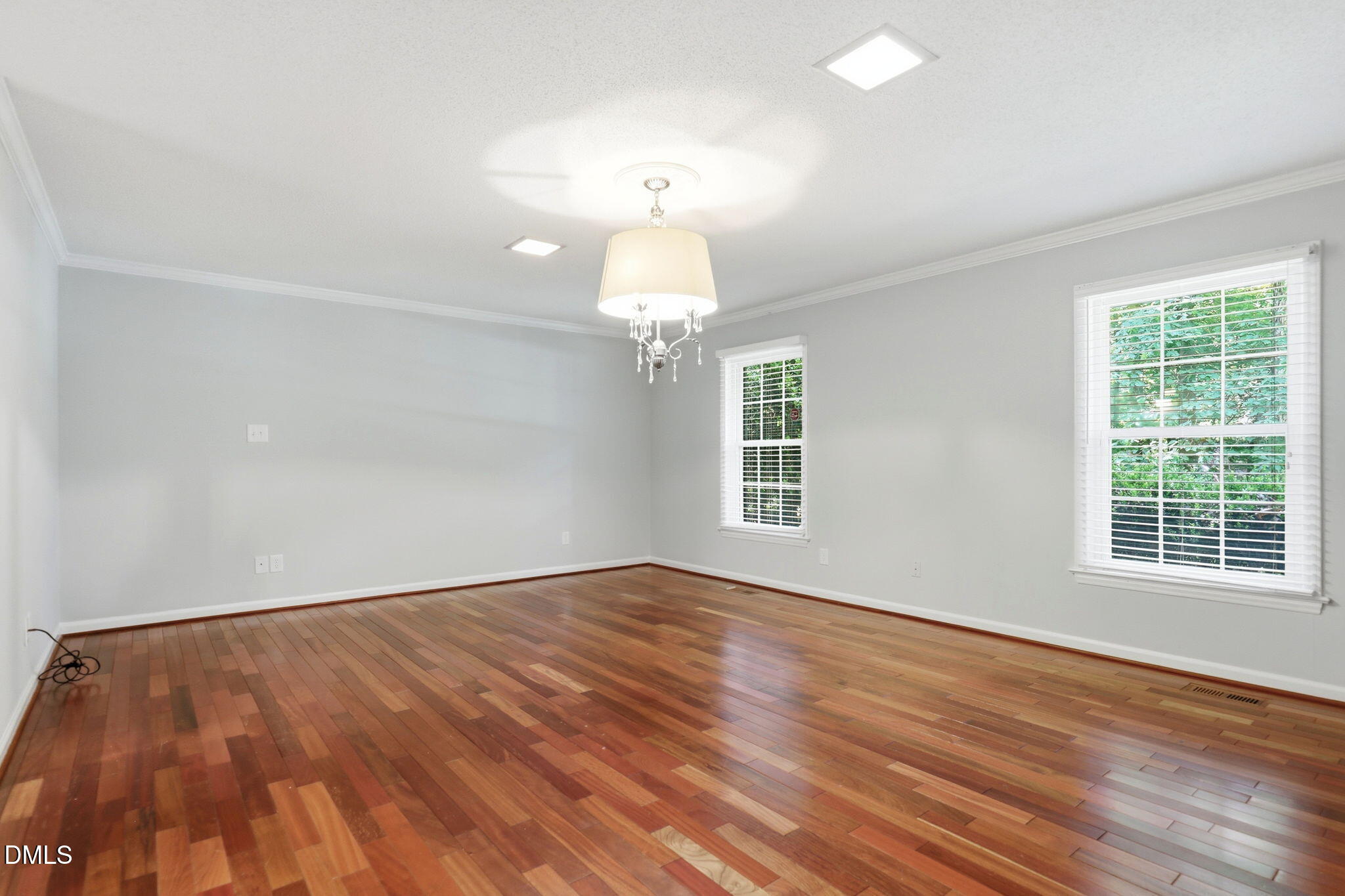 100 Moray Court Property Photo 24