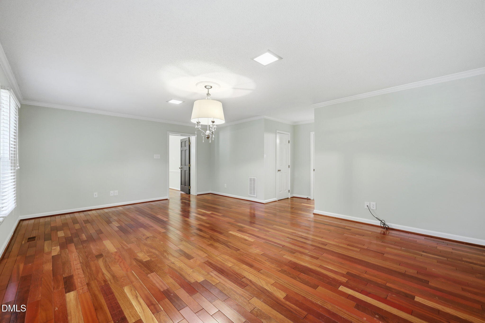 100 Moray Court Property Photo 25