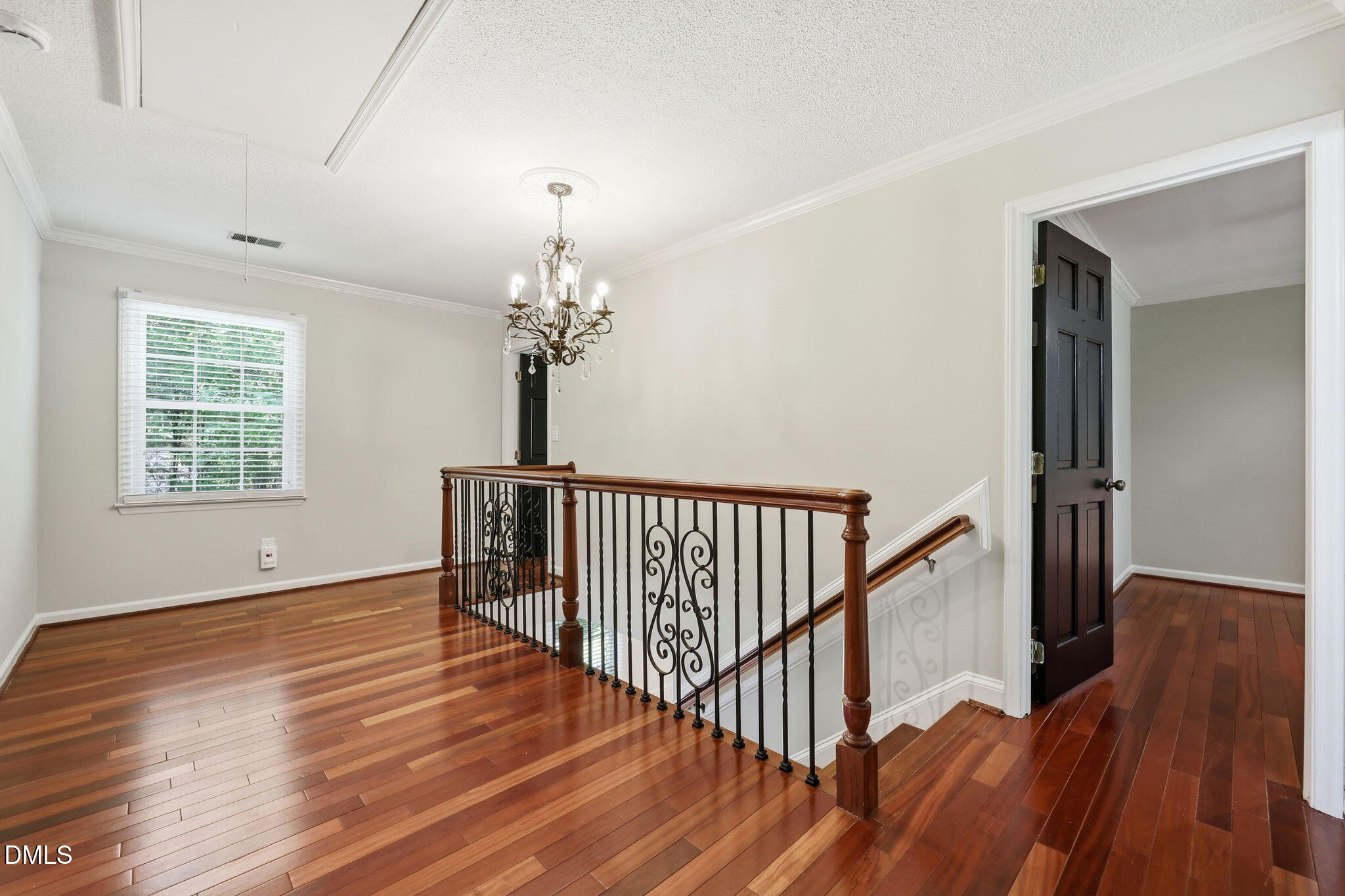 100 Moray Court Property Photo 32