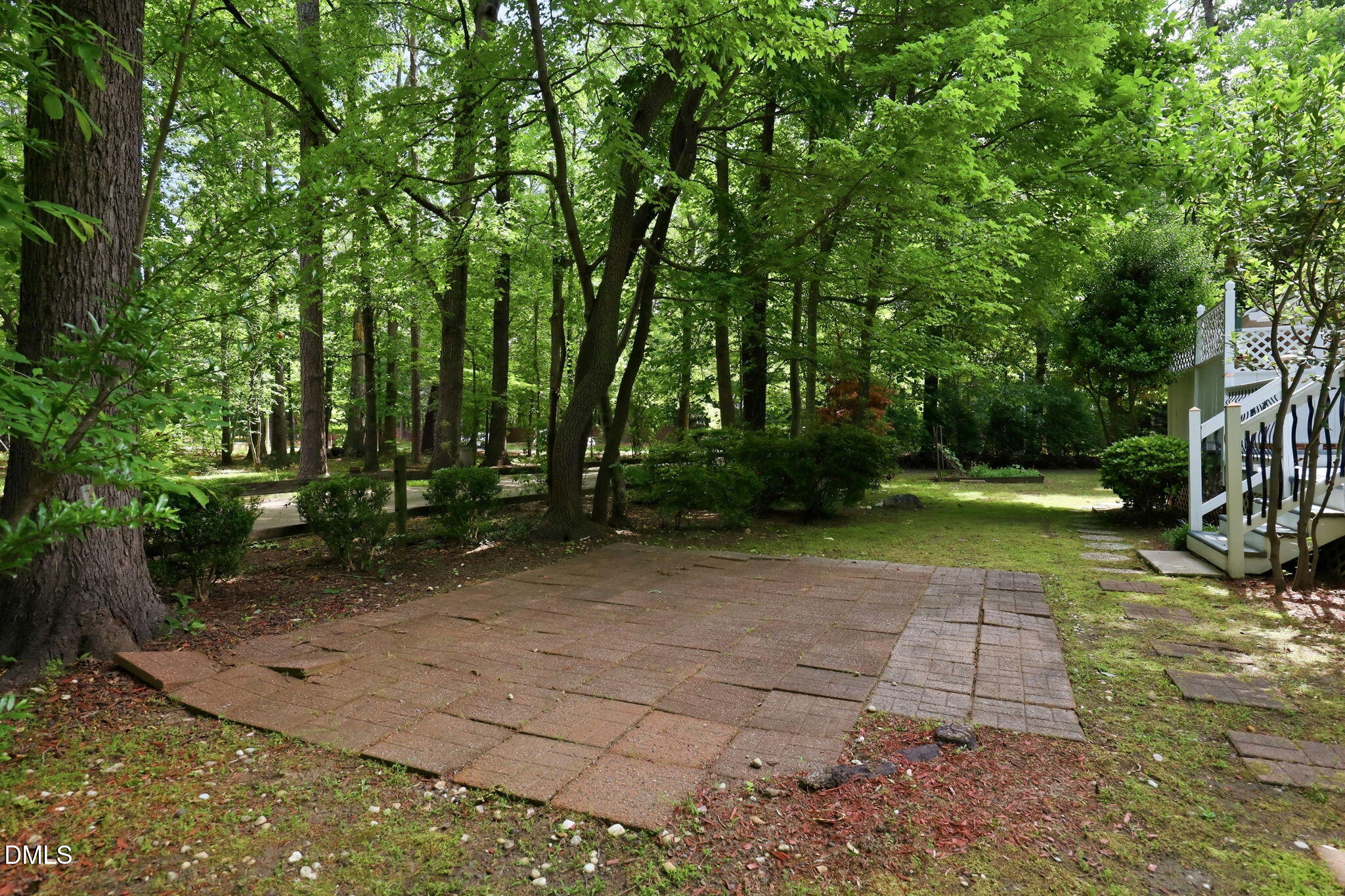 100 Moray Court Property Photo 44