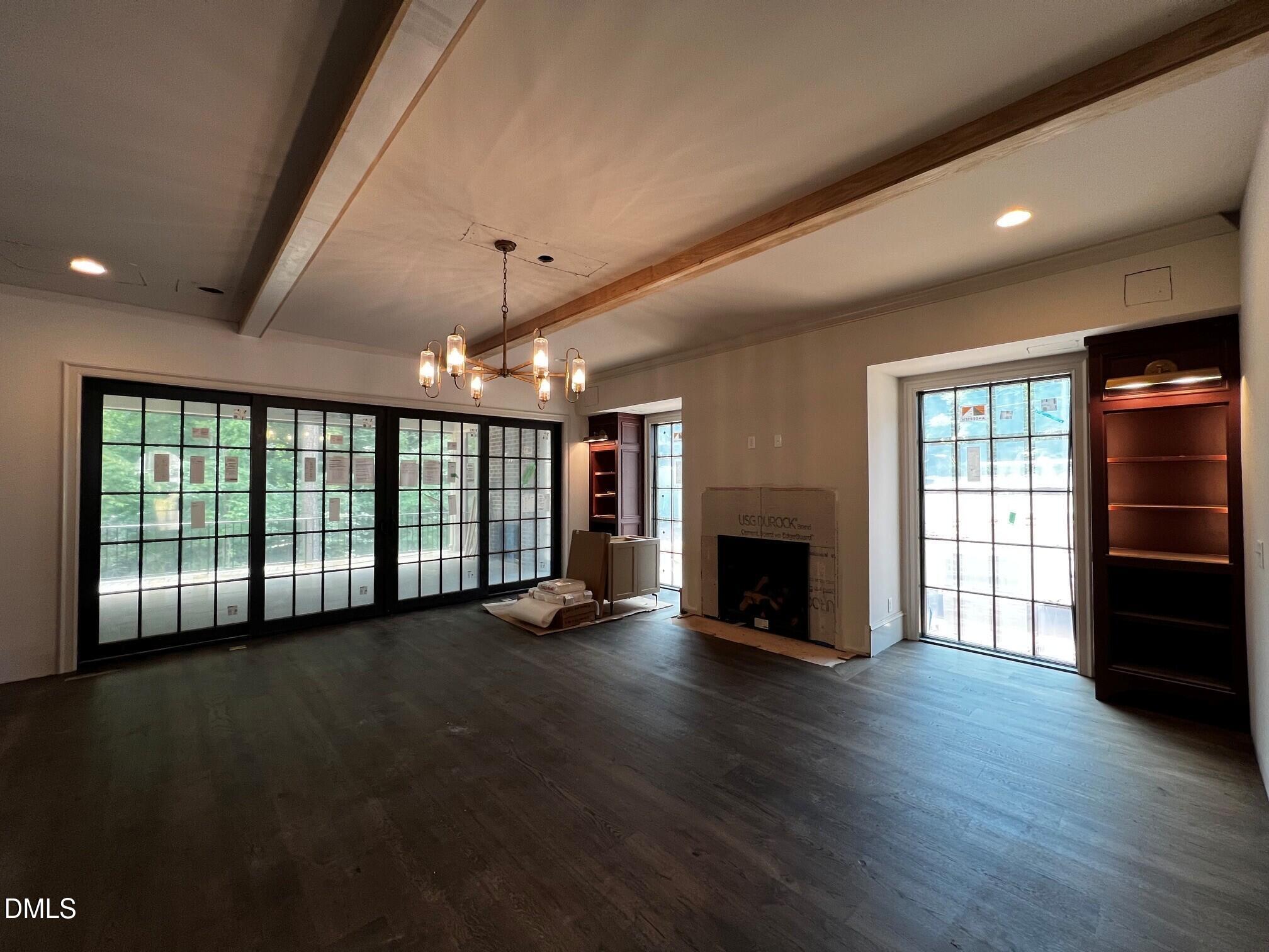 1008 Oldfourth Lane Property Photo 5