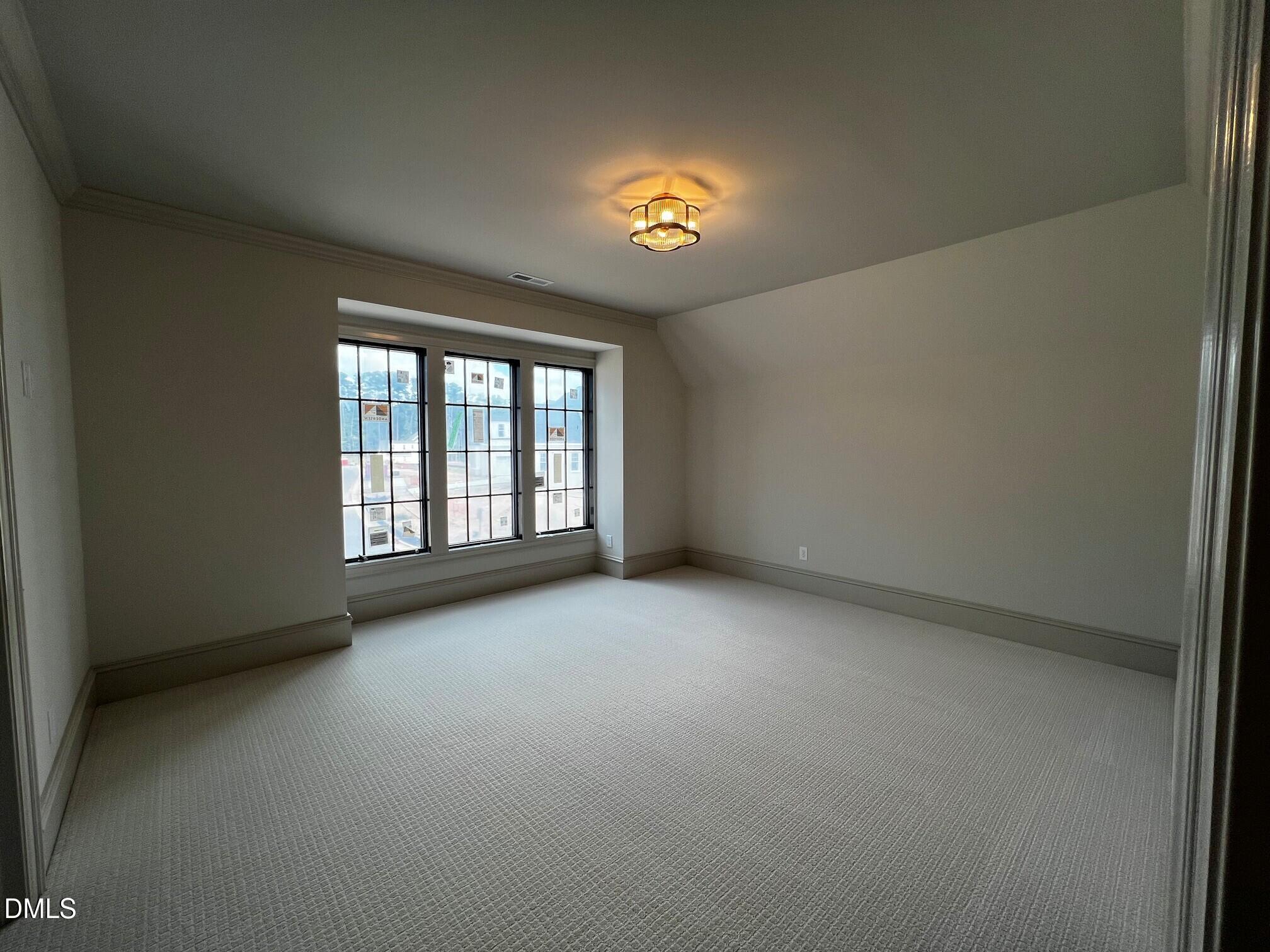 1008 Oldfourth Lane Property Photo 16