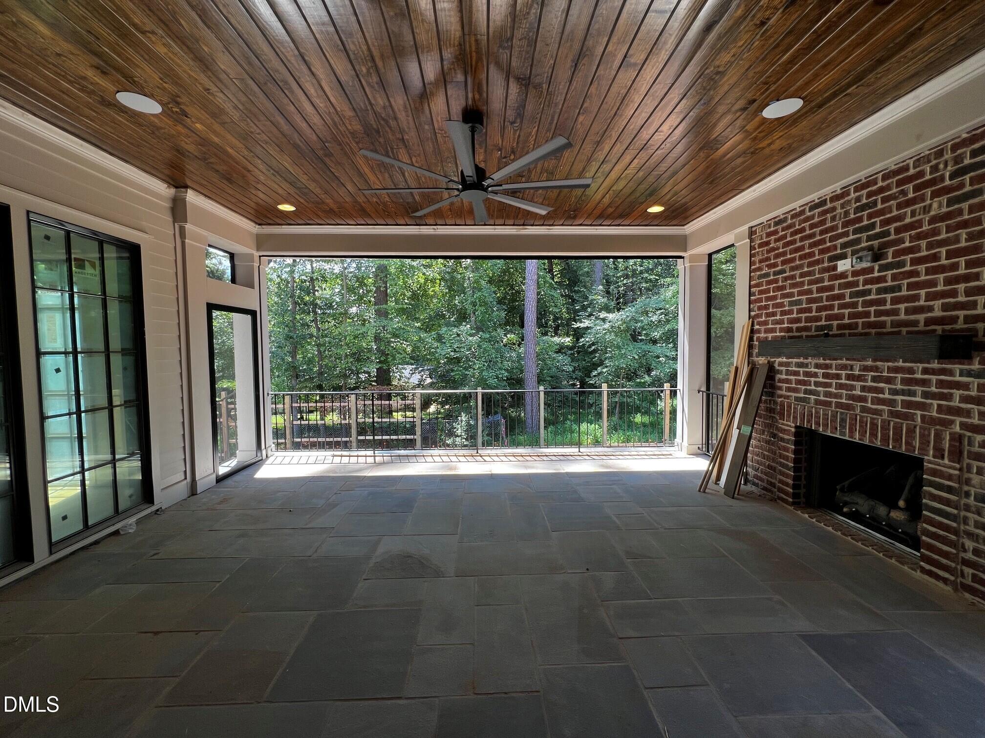 1008 Oldfourth Lane Property Photo 32