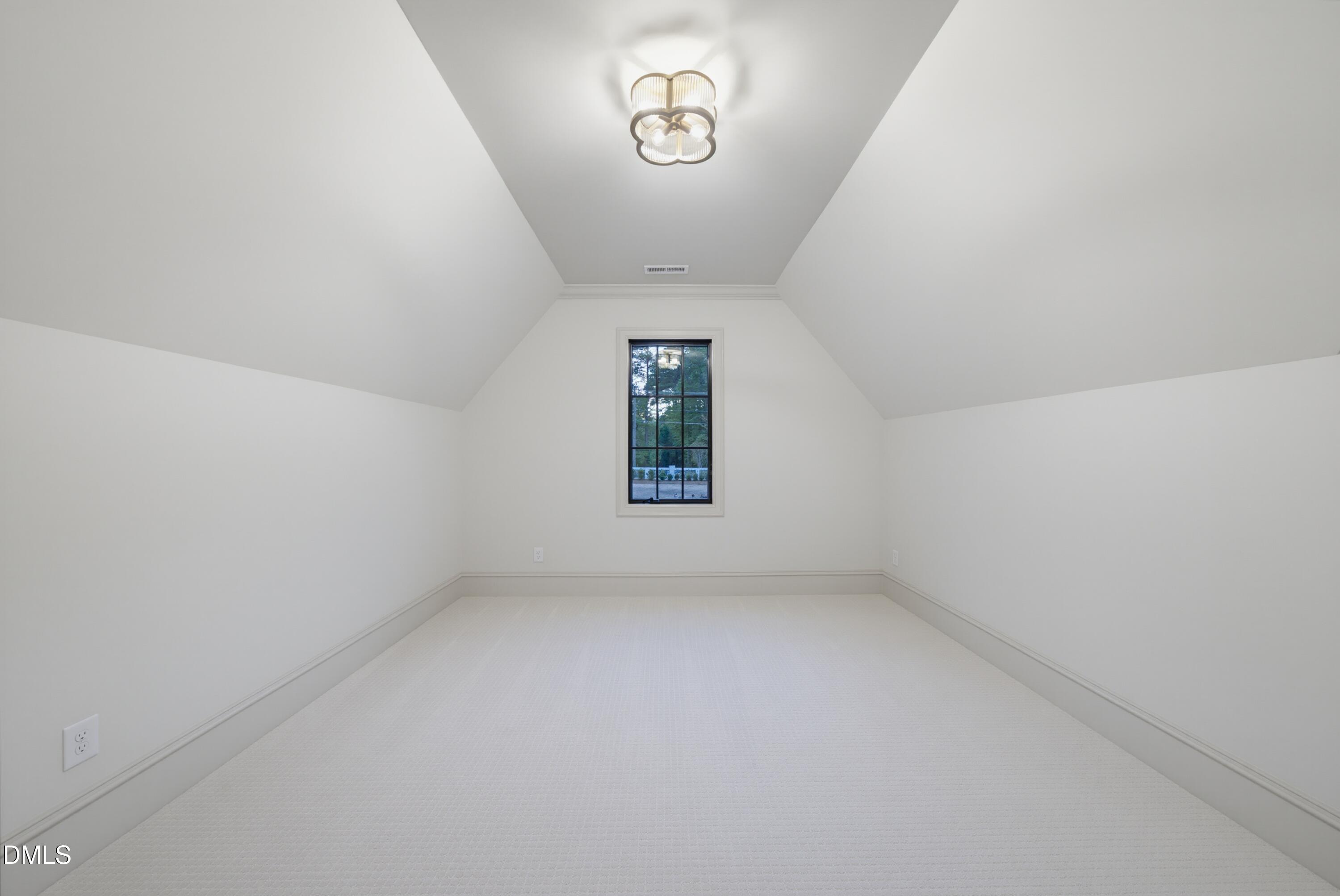 1008 Oldfourth Lane Property Photo 47