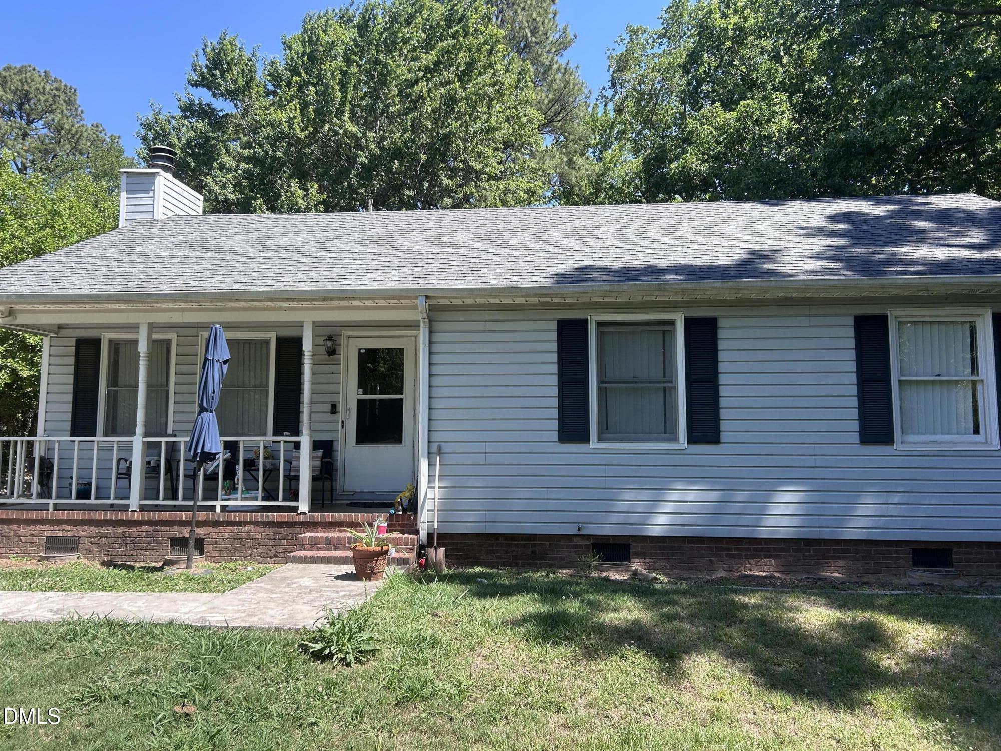822 Midway Avenue Property Photo 3
