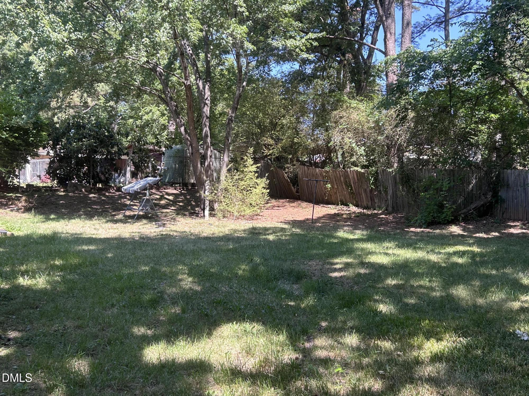 822 Midway Avenue Property Photo 5