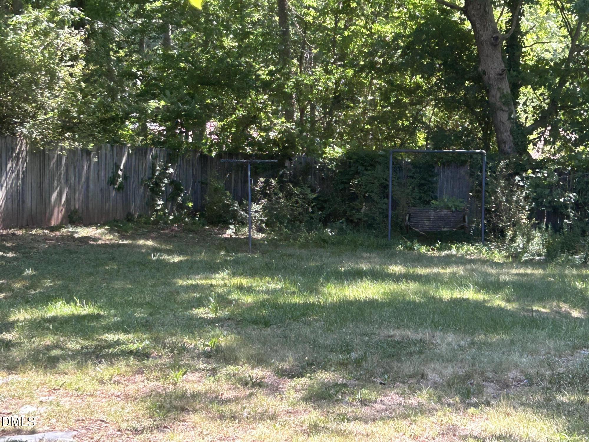 822 Midway Avenue Property Photo 7