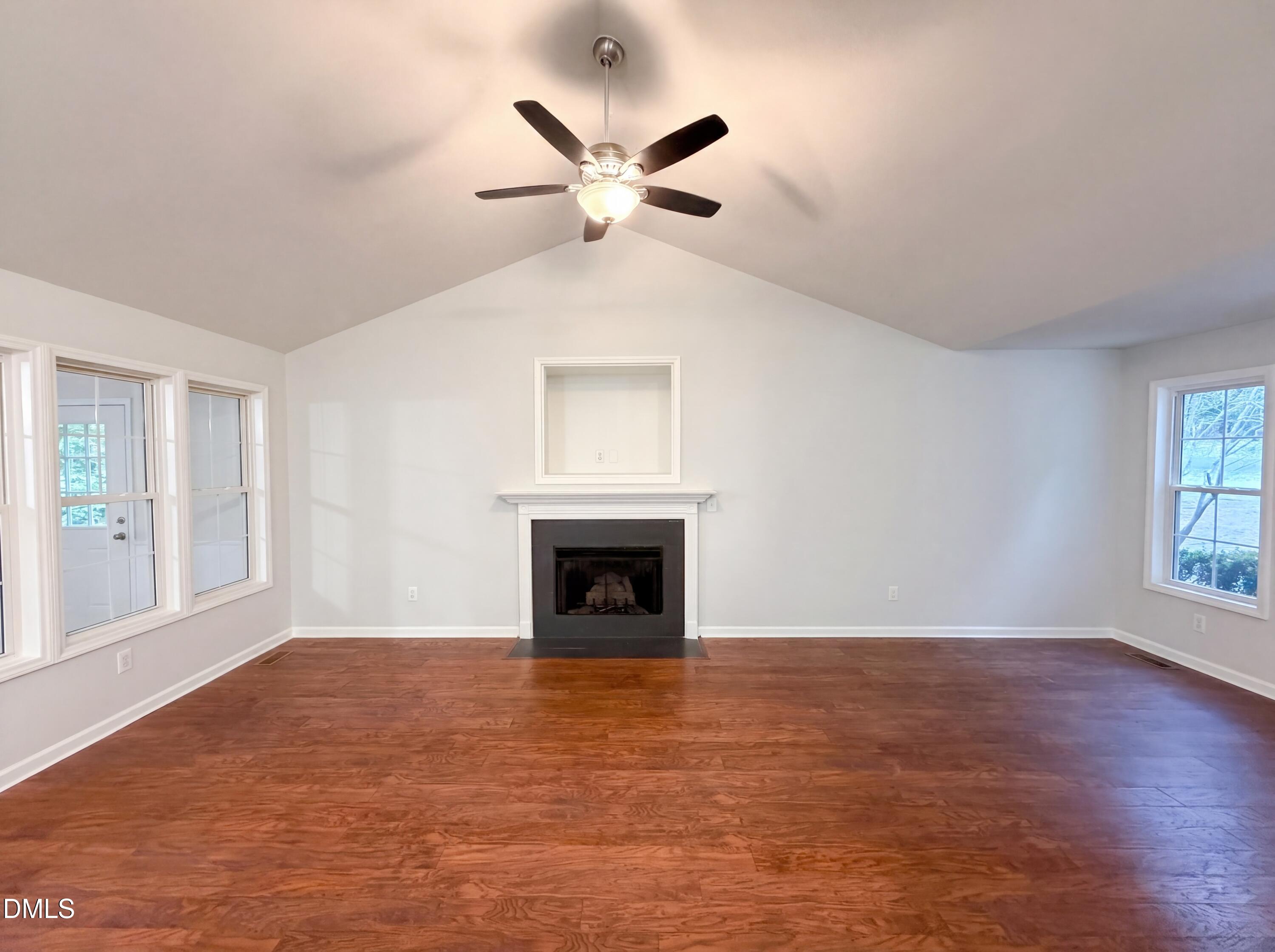 133 Wagon Wheel Circle Property Photo 4