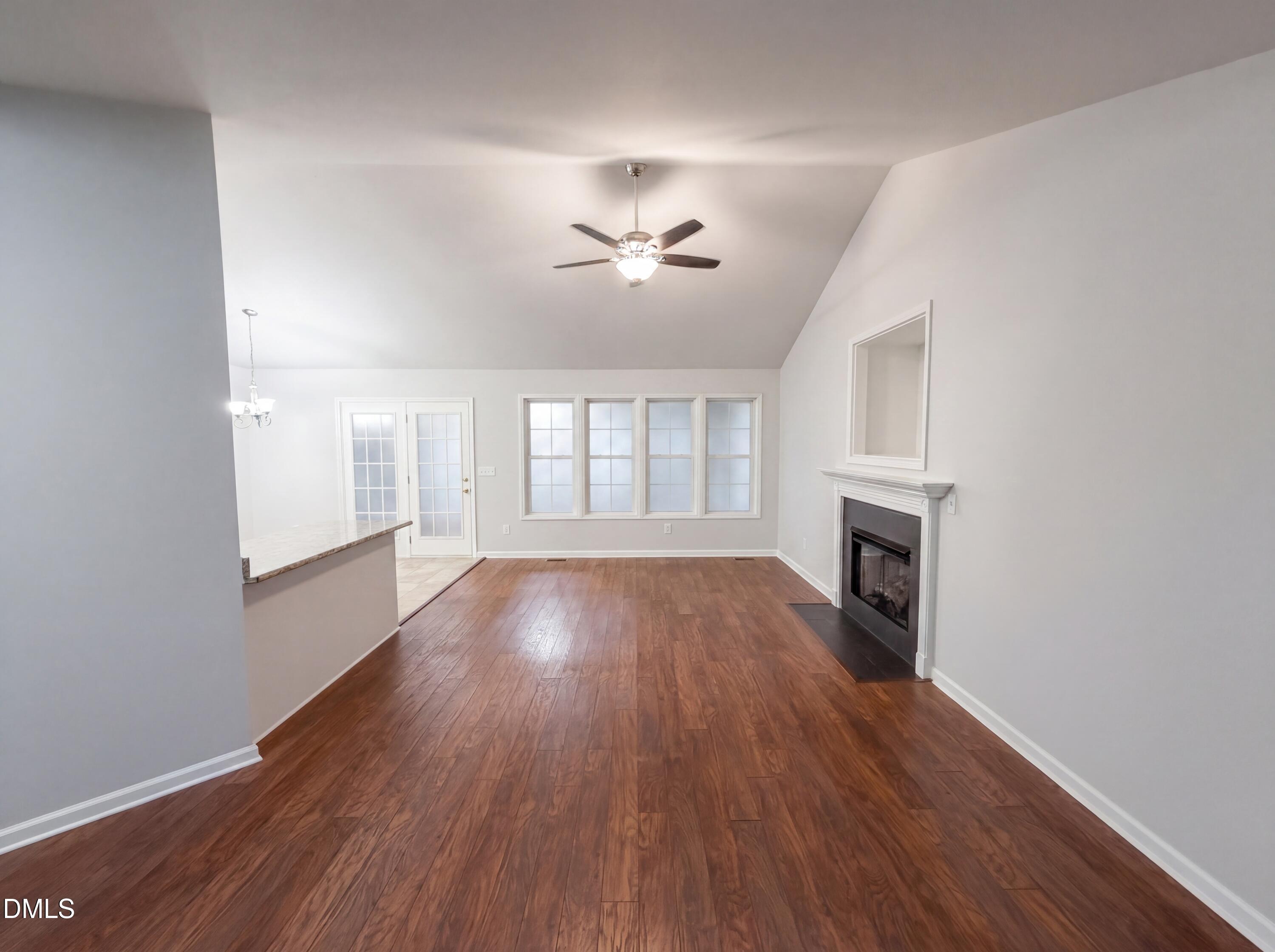 133 Wagon Wheel Circle Property Photo 5
