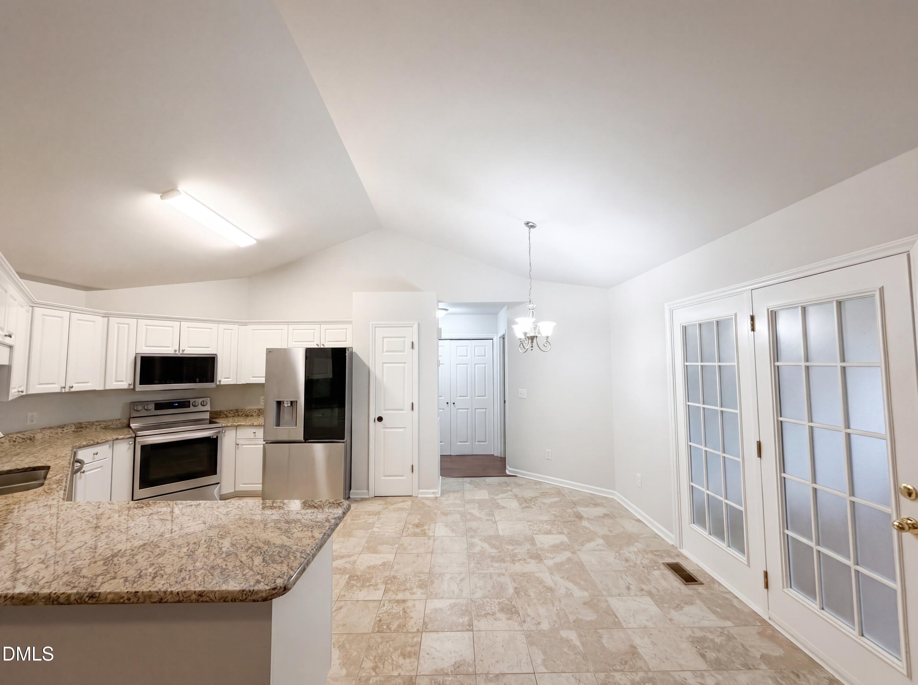 133 Wagon Wheel Circle Property Photo 7