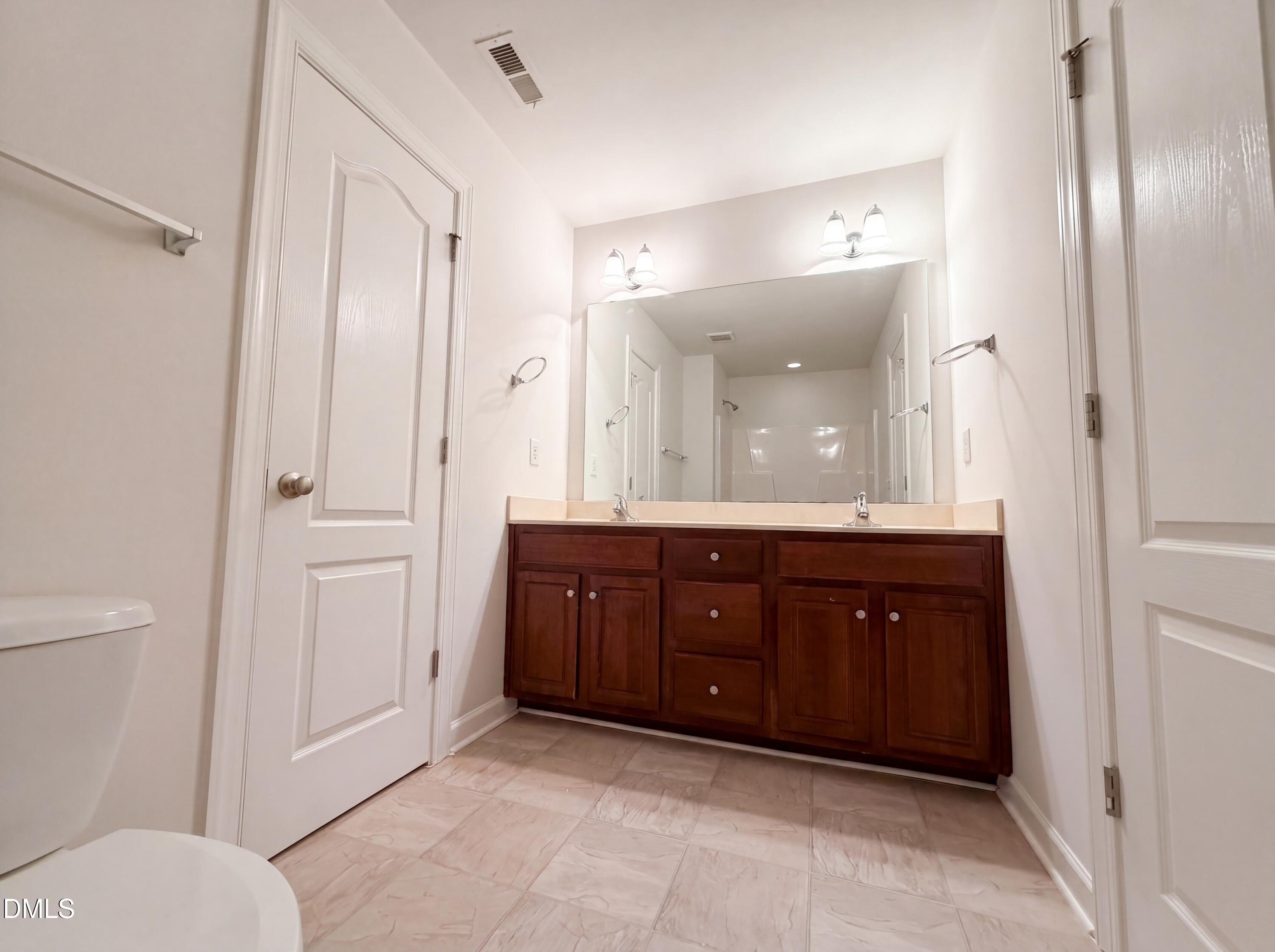 130 Green Forest Drive Property Photo 10