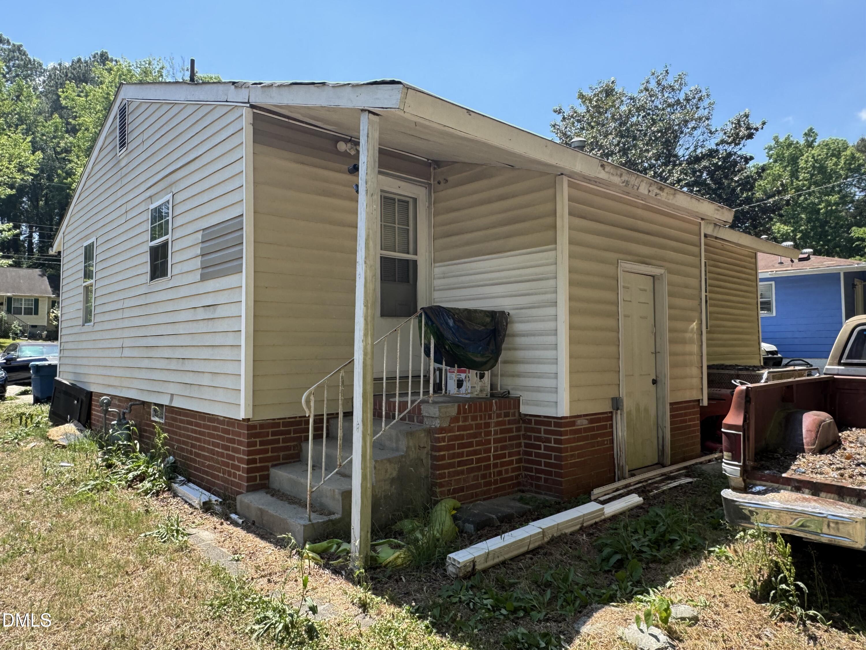 1635 Greenbriar Road Property Photo 10