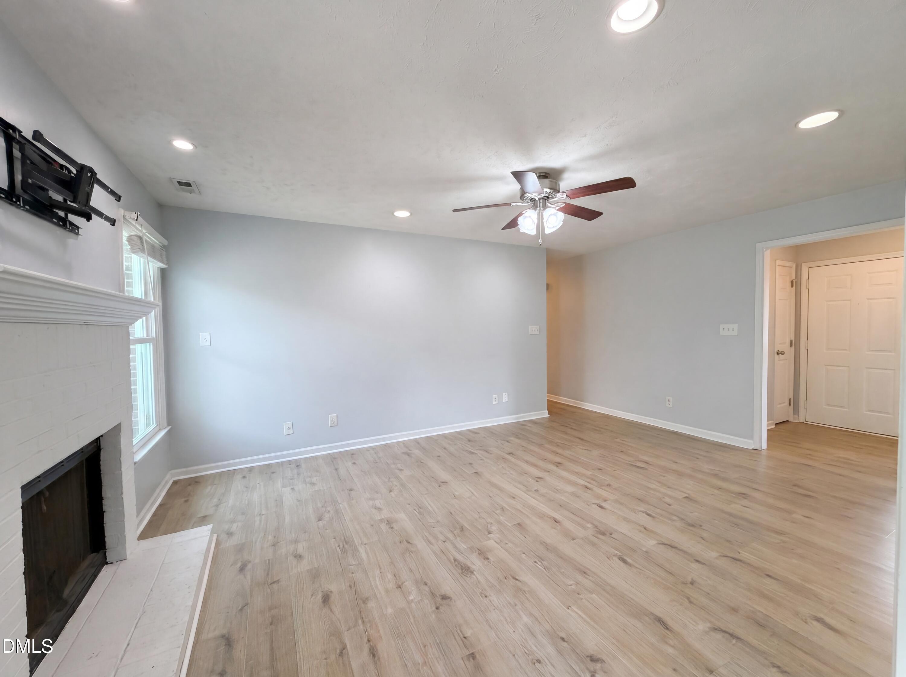 441 Riverwind Drive Property Photo 3